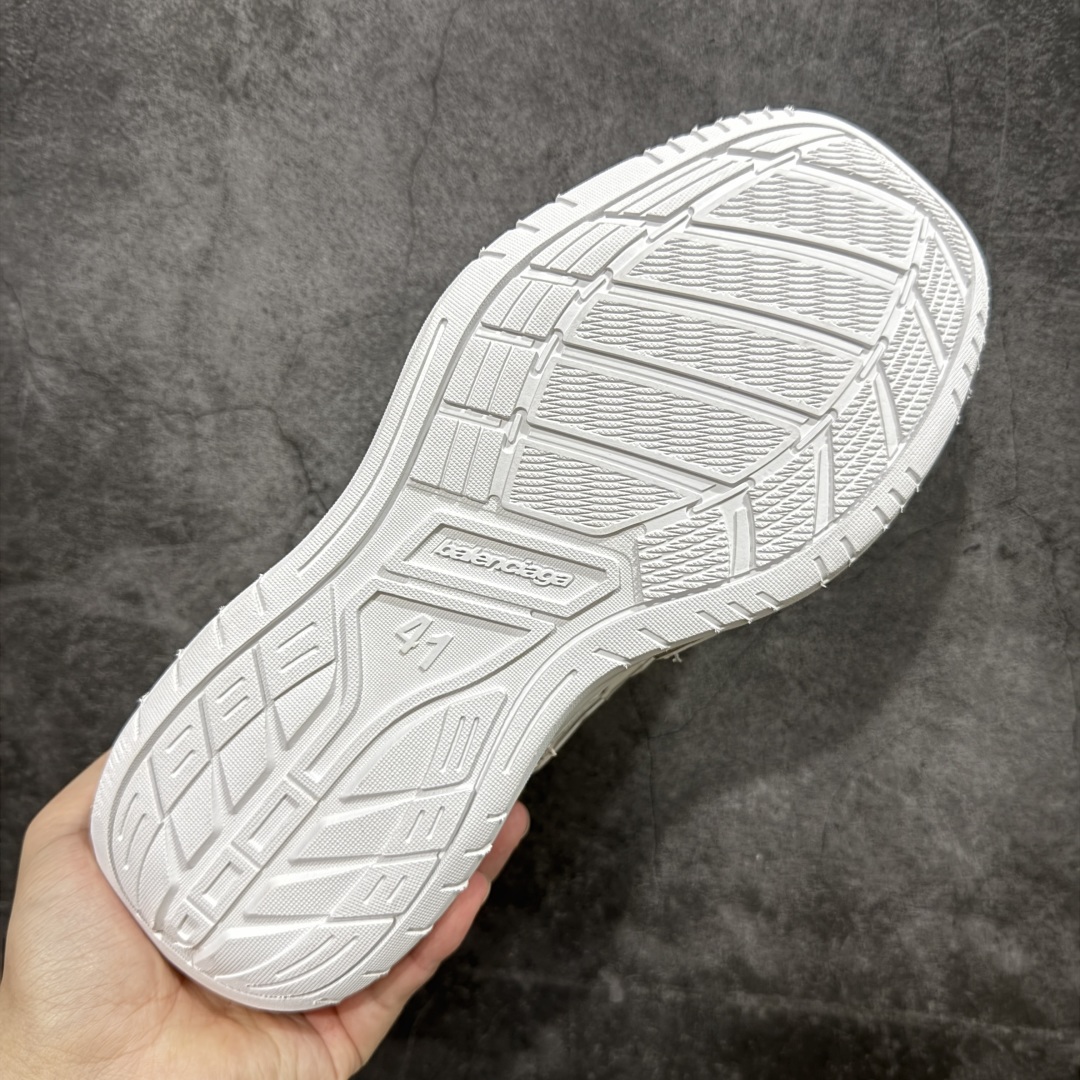 图片[9]-【XA纯原版】Balenciaga Hamptons Worn-Out 巴黎世家十八18代 涤纶（聚酯纤维）牛皮革 圆头系带 低帮 生活休闲鞋板鞋 全套原纸板楦头开发 最原汁原味的灵魂版型 全鞋荧光划线卡点 胶水把控整洁度追求极致完美 每一双都是工艺品 多重QC质检 超越公司货的品控标准 实实在在的免检产品 原盒原配 正确字体电绣 粗细、位置、大小正确 侧边TPU 透气孔匹配意产原版 正确分离大底 TPU软底 原版一致大底LOGO 立体感十足 原厂皮料水洗做旧 采购原厂网纱 偏大一码 尺码：35 36 37 38 39 40 41 42 43 44 45 46-选品中心