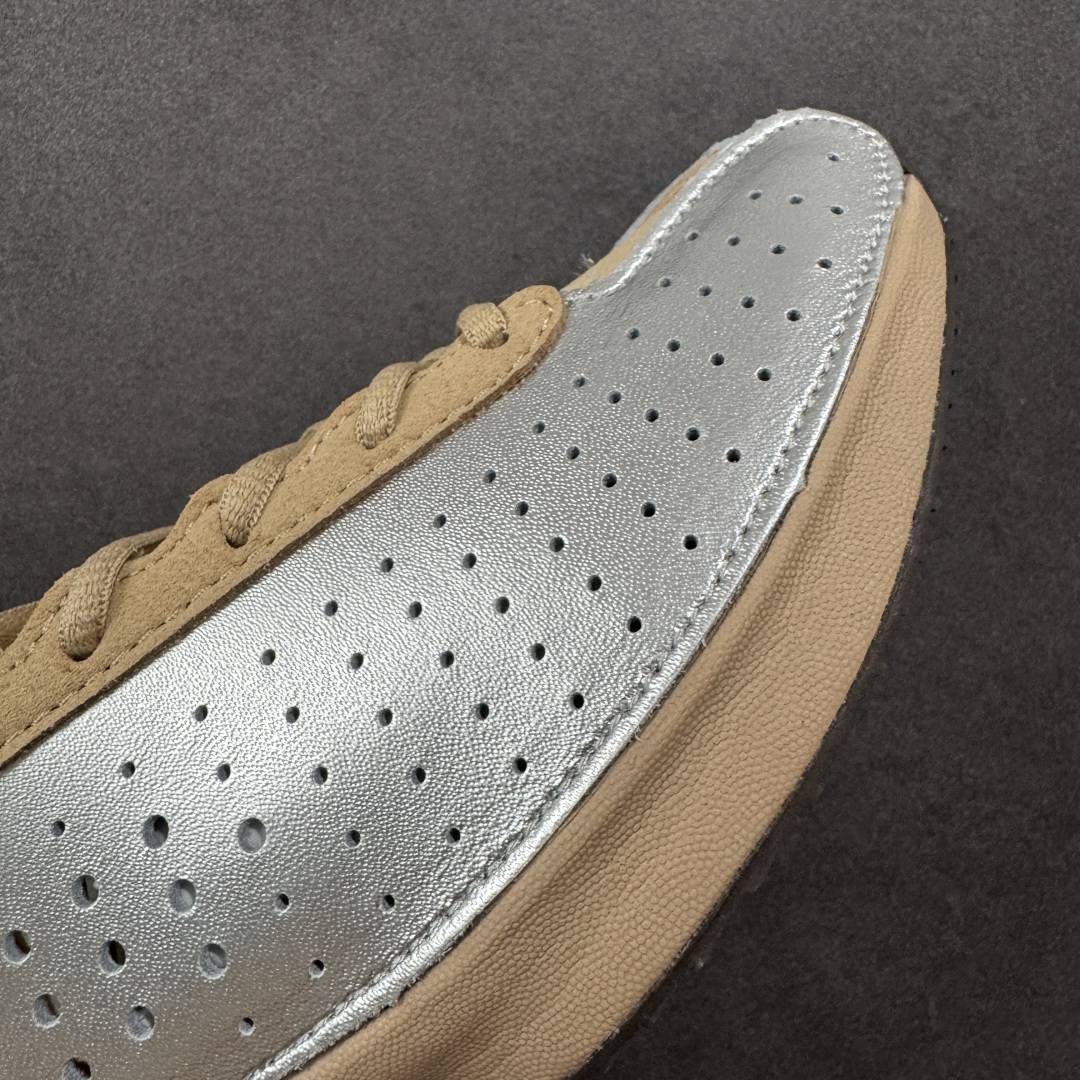 图片[5]-【公司H版】Nike Air Superfly 舒适百搭防滑耐磨 低帮跑步鞋 女款 黑银色 IB5824-200 市场首发版本出货 原版开发 黑银配色超酷，未来感拉满 鞋很轻盈，鞋型偏窄 可以选择大一码，显的脚长一些 可盐可甜 颜值在线 春夏百搭款 尺码：35.5 36 36.5 37 38 38.5 39 40-选品中心