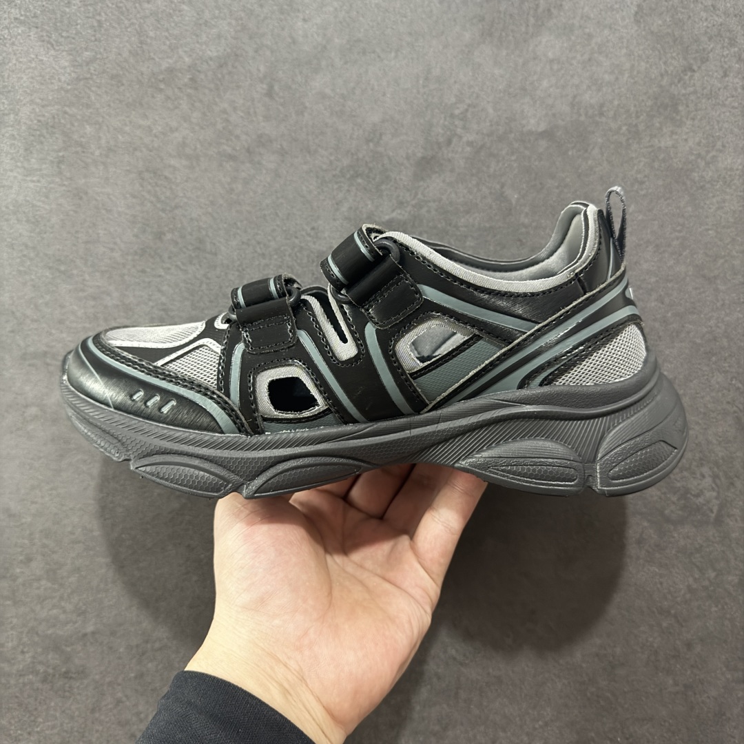 图片[2]-【纯原版】MLB棒球联盟网红老爹鞋 韩国洋基队NY大标潮流老爹鞋凉鞋 沙滩鞋 原楦原档案数据开发版型 完美鞋头弧度/后套收口效果🆚市面文案版本‼️ 原厂立体填充鞋舌海绵 中底注胶孔原数据开发模具大底原厂转印标 市面上唯一纯原版本 原材料打造 内增高6cm 原厂1：1模具开发 原厂进口纳米材质 原厂 全套手提袋 原盒雷射防伪标包装 天猫订单品质 官网尺码35 36 36.5 37.5 38 38.5 39 40 40.5 41 42 42.5 43 44 45-选品中心