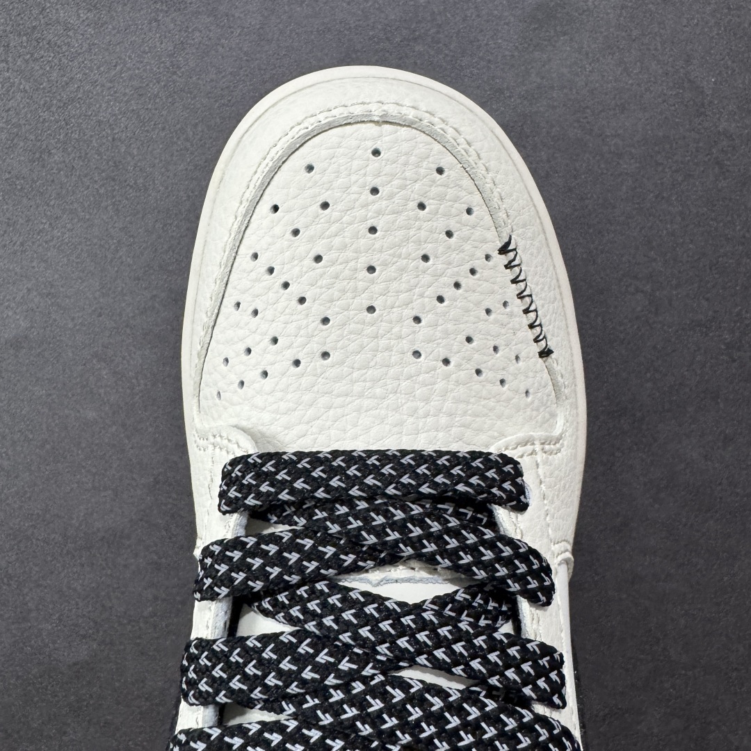 图片[8]-【定制版】Nike SB Dunk Low 斯图西联名 闪电米黑 高端定制 低帮休闲板鞋 QW5836-018  #定制鞋盒 大厂纯原品质出货 超高清洁度 皮料切割干净无任何毛边 细节完美   尺码：36 36.5 37.5 38 38.5 39 40 40.5 41 42 42.5 43 44 44.5 45-选品中心