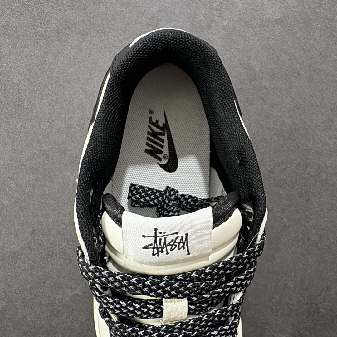 图片[7]-【定制版】Nike SB Dunk Low 斯图西联名 闪电米黑 高端定制 低帮休闲板鞋 QW5836-018  #定制鞋盒 大厂纯原品质出货 超高清洁度 皮料切割干净无任何毛边 细节完美   尺码：36 36.5 37.5 38 38.5 39 40 40.5 41 42 42.5 43 44 44.5 45-选品中心