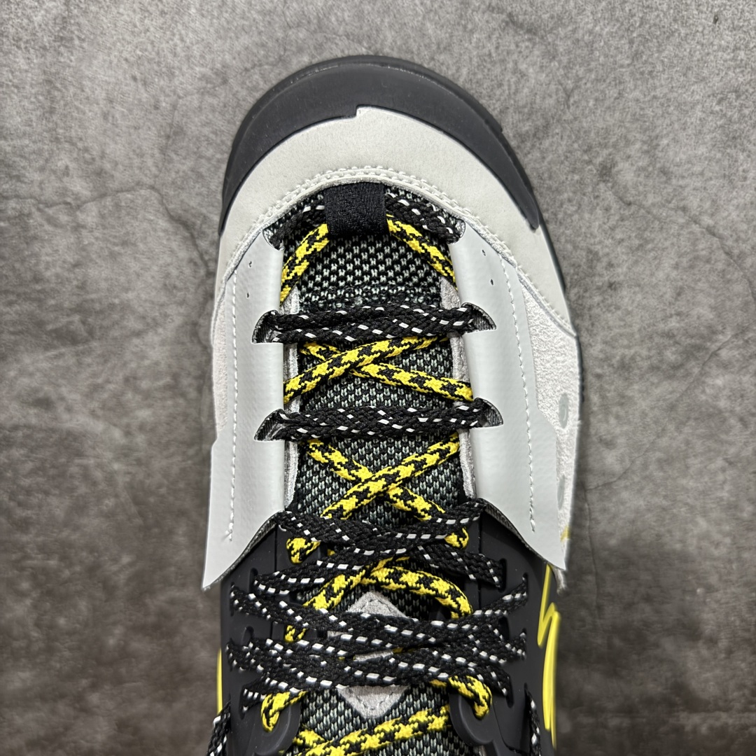 图片[5]-【纯原神版】Sacai x Nike Zegamadome SP 联名款 机能风休闲运动鞋 HQ8618-002 原楦原纸板 同步原厂生产工艺流程 网纱、皮料、swhoosh材料百分百原厂匹配 支持全方位对比发售原鞋 原厂纸板开发 双钩距离精准对位 鞋头包边宽度一致 吊打一切市面纯原版本 原盒配件齐全 纸板中底钢印齐全 原厂钢印墨水 尺码：36 36.5 37.5 38 38.5 39 40 40.5 41 42 42.5 43 44 44.5 45 46 编码： DZD300320-选品中心