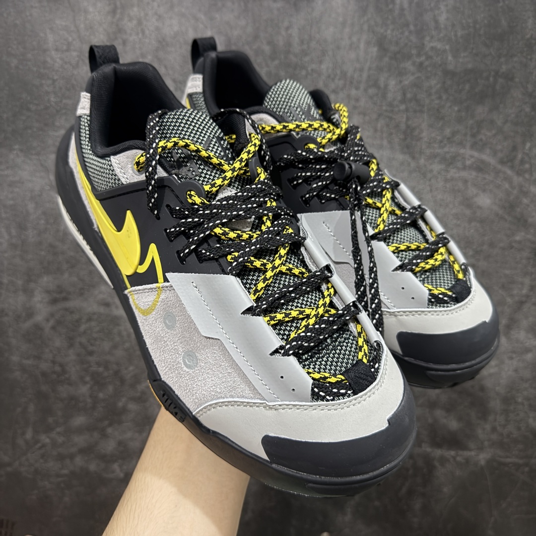 【纯原神版】Sacai x Nike Zegamadome SP 联名款 机能风休闲运动鞋 HQ8618-002 原楦原纸板 同步原厂生产工艺流程 网纱、皮料、swhoosh材料百分百原厂匹配 支持全方位对比发售原鞋 原厂纸板开发 双钩距离精准对位 鞋头包边宽度一致 吊打一切市面纯原版本 原盒配件齐全 纸板中底钢印齐全 原厂钢印墨水 尺码:36 36.5 37.5 38 38.5 39 40 40.5 41 42 42.5 43 44 44.5 45 46 编码: DZD300320-选品中心