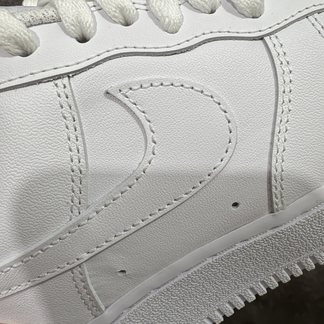 图片[3]-【GX2.0海外版】NK Air Force 1 Low \’07 空军一号低帮经典板鞋 纯白 CW2288-111 顶级空军 原厂皮料 升级版 细节吊打市场其他代号版本 天花板级别 全鞋电脑针车 工整有序 原厂港宝加持完美还原灵魂版型 原盒原配从里到外百分百还原 原厂全头层原厂皮料 原标原盒 内置Sole气垫 中底白色背胶 中底划线 已经无限的接近公司 原厂楦头 原厂刺绣 后跟弧度修正 正确中底四线防伪 尺码：35.5 36 36.5 37.5 38 38.5 39 40 40.5 41 42 42.5 43 44 44.5 45 46 47.5 48.5-选品中心