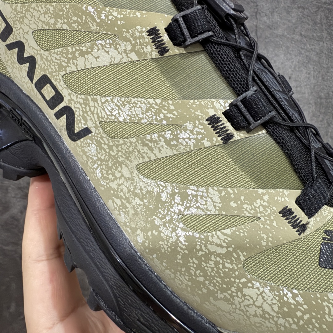 图片[4]-【巅峰版】Salomon 萨洛蒙 XT-4 OG 复古机能跑鞋 黑绿 经典户外产品 将初代XT 系列越野鞋面与重装徒步QUSET 4D中底融合呈现全新产品 鞋面拥有“SENSIFIT QUICKLACE ”双重组合 搭载 代表性的 4D ADVENCED CHASSIS 鞋底底盘 具备稳定 抓地 防护的综合特性 尺码：36 36.5 37.5 38 38.5 39 40 40.5 41 42 42.5 43 44 44.5 45-选品中心