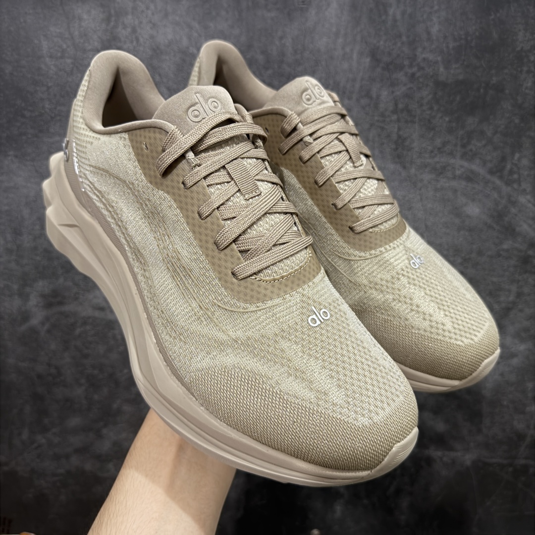【LW版本】Alo Runner 明星同款 四季常青款增高低帮休闲生活鞋 卡其色  #1：1复刻 细节一步到位 采用增高4CM防滑耐磨鞋底 随意搭配的都好看的鞋子  尺码：36 37 38 39 40 41 42 43 44 45-选品中心