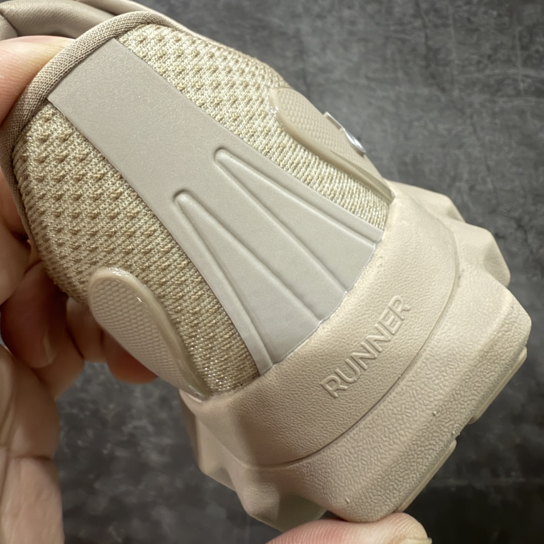 图片[2]-【LW版本】Alo Runner 明星同款 四季常青款增高低帮休闲生活鞋 卡其色  #1：1复刻 细节一步到位 采用增高4CM防滑耐磨鞋底 随意搭配的都好看的鞋子  尺码：36 37 38 39 40 41 42 43 44 45-选品中心