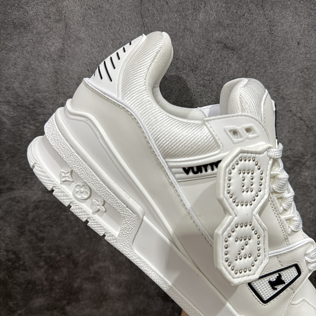 520 广东纯原版本 LV Trainer 运动鞋致意 Pharrell Williams-Chinese UA Cheap High Quatity Brand Clothes Bags handbags Sneakers wholesale wholesaler seller from China Factory suppliers Fashion Clothing Shoes best Quality Beautiful Price 520 广东纯原版本 LV Trainer 运动鞋致意 Pharrell Williams