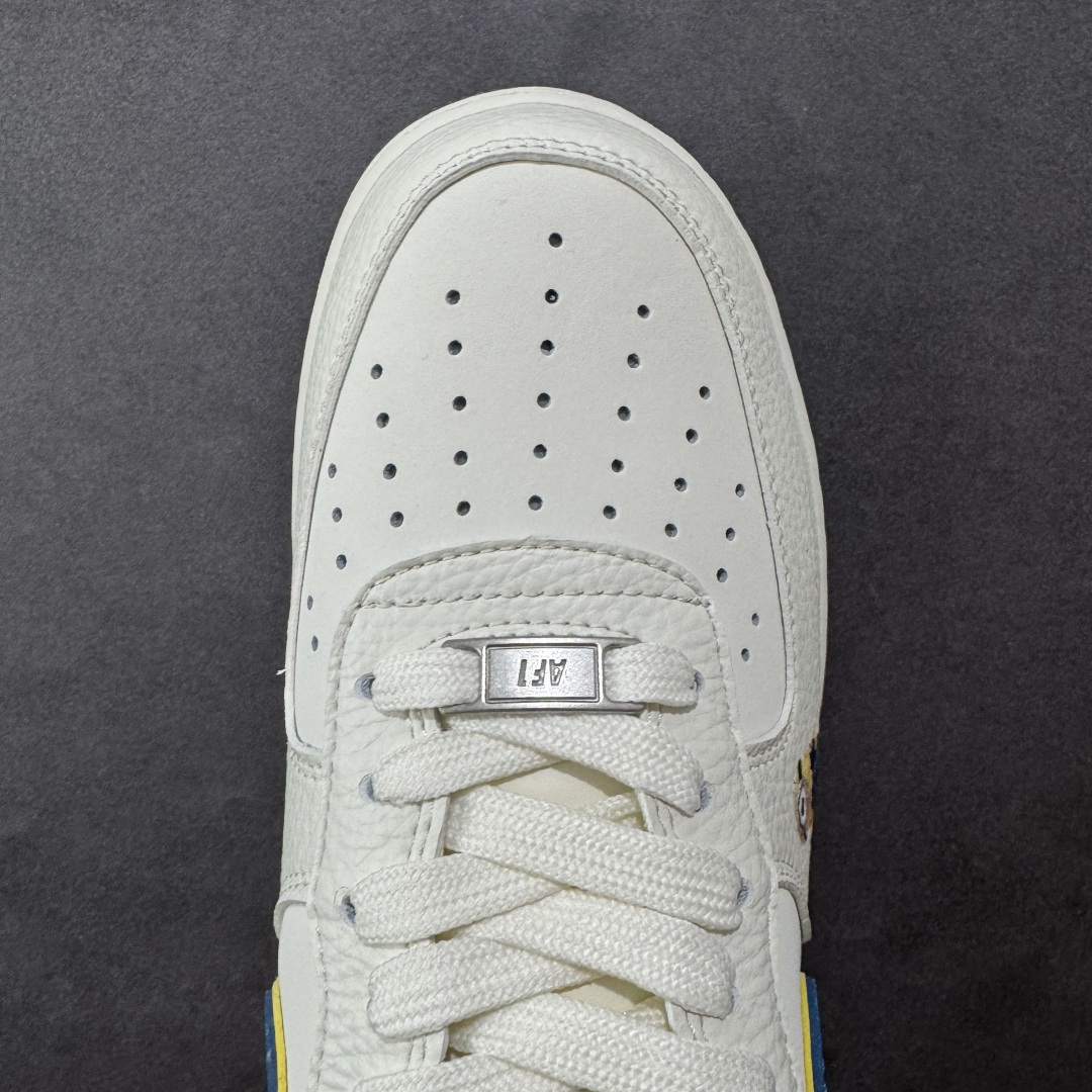 图片[8]-【定制版】Nike Air Force 1\’07 Low 小黄人 白蓝金韵 空军一号低帮休闲板鞋 SC0601-566  #原楦头原纸板 原装鞋盒 原厂鞋底 超高清洁度 细节完美  尺码：36 36.5 37.5 38 38.5 39 40 40.5 41 42 42.5 43 44 44.5 45 编码：HXSB310320-选品中心