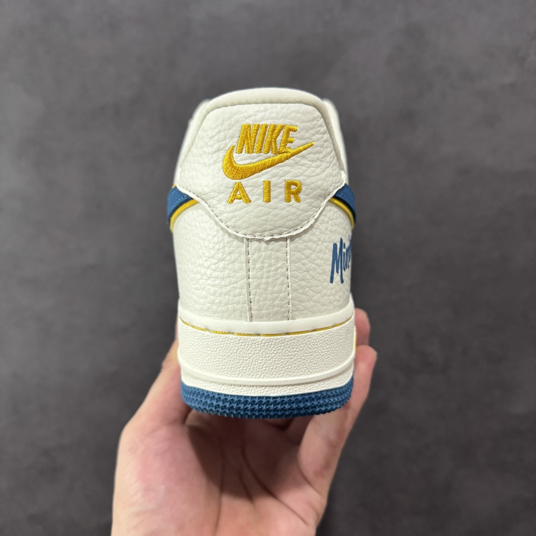 图片[4]-【定制版】Nike Air Force 1\’07 Low 小黄人 白蓝金韵 空军一号低帮休闲板鞋 SC0601-566  #原楦头原纸板 原装鞋盒 原厂鞋底 超高清洁度 细节完美  尺码：36 36.5 37.5 38 38.5 39 40 40.5 41 42 42.5 43 44 44.5 45 编码：HXSB310320-选品中心