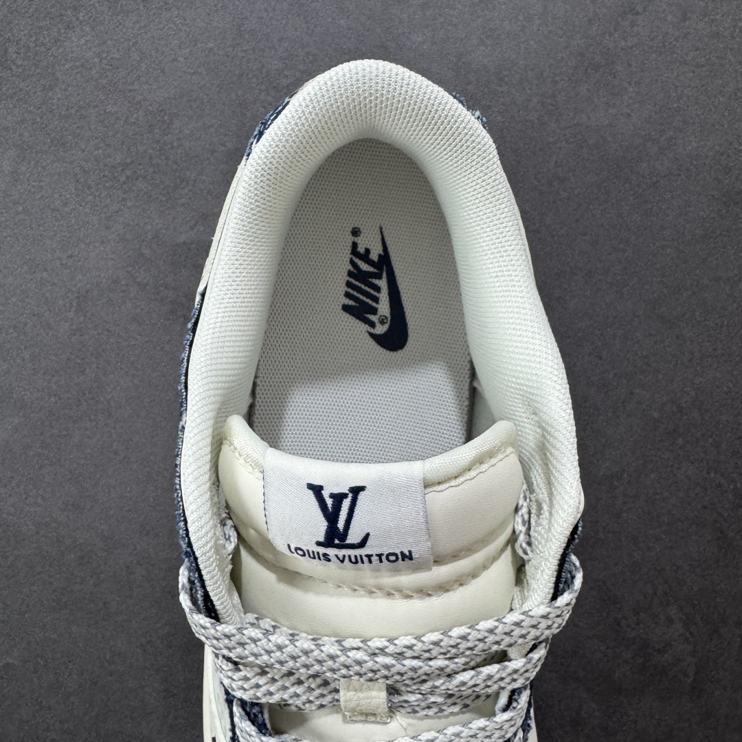 图片[7]-【定制版】Nike SB Dunk Low“ LV联名——蓝白勾” 周年高端定制 低帮休闲板鞋 定制鞋盒 大厂纯原品质出货 超高清洁度 皮料切割干净无任何毛边 细节完美 货号：YX5066-375 尺码：36 36.5 37.5 38 38.5 39 40 40.5 41 42 42.5 43 44 44.5 45 编码：HXSB330340-选品中心