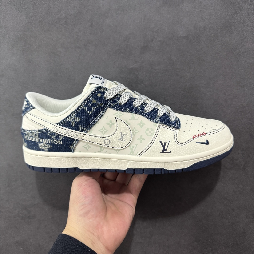 【定制版】Nike SB Dunk Low“ LV联名——蓝白勾” 周年高端定制 低帮休闲板鞋 定制鞋盒 大厂纯原品质出货 超高清洁度 皮料切割干净无任何毛边 细节完美 货号:YX5066-375 尺码:36 36.5 37.5 38 38.5 39 40 40.5 41 42 42.5 43 44 44.5 45 编码:HXSB330340-选品中心