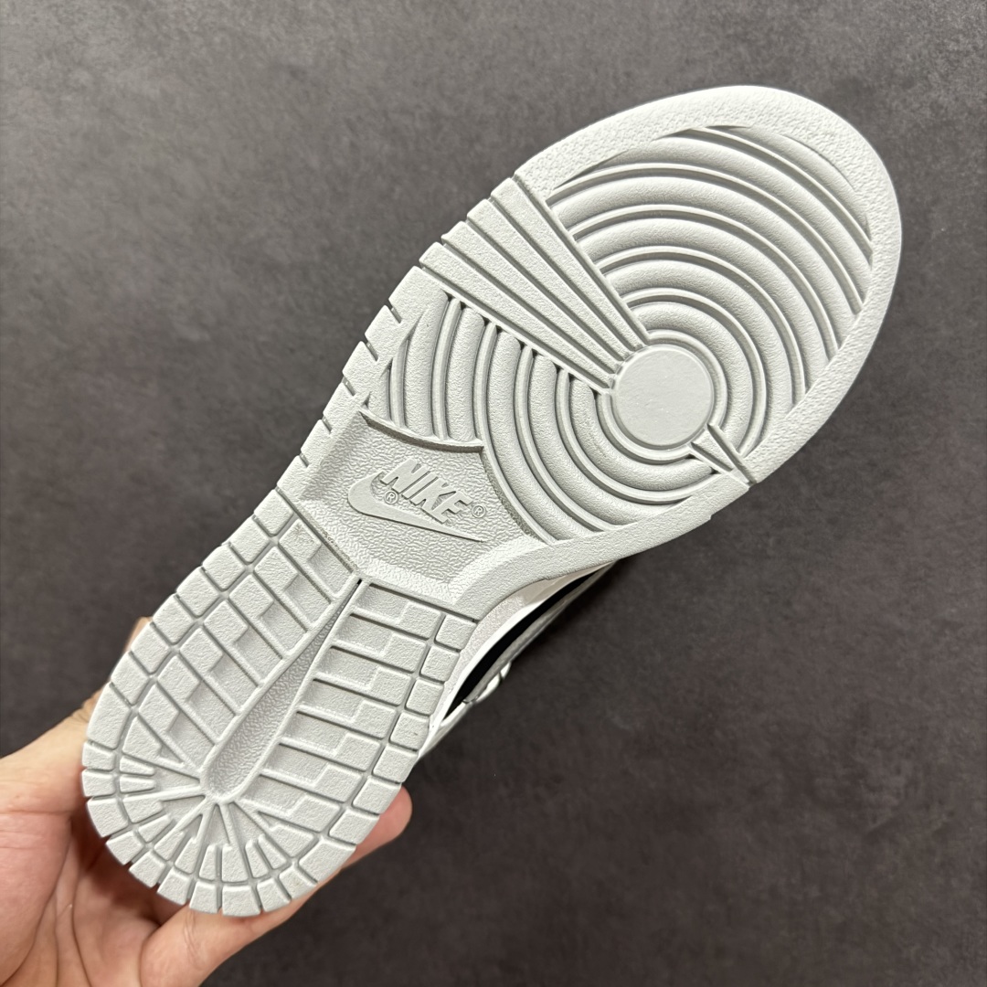 图片[9]-【定制版】Nike SB Dunk Low \”Just Do it\” 绑带黑银 周年高端定制 低帮休闲板鞋 WS0414-025  #定制鞋盒 大厂纯原品质出货 超高清洁度 皮料切割干净无任何毛边 细节完美   尺码：36 36.5 37.5 38 38.5 39 40 40.5 41 42 42.5 43 44 44.5 45 编码：HXSB330340-选品中心