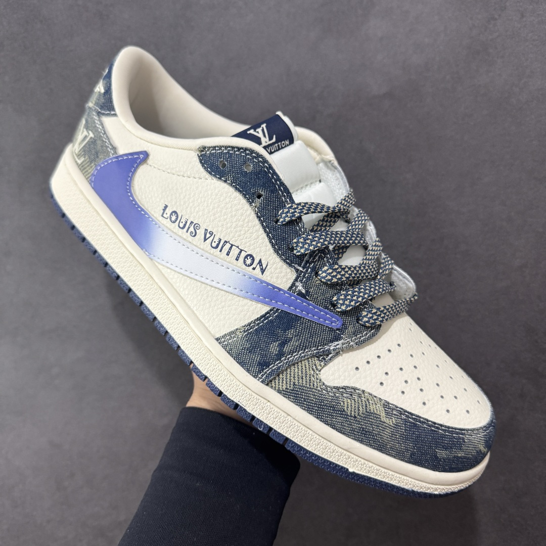 280 定制版 Travis Scott x Jordan 1 Low LV联名-沁蓝牛仔 倒勾低帮休闲版本 XQ1979-002-Chinese UA Cheap High Quatity Brand Clothes Bags handbags Sneakers wholesale wholesaler seller from China Factory suppliers Fashion Clothing Shoes best Quality Beautiful Price 280 定制版 Travis Scott x Jordan 1 Low LV联名-沁蓝牛仔 倒勾低帮休闲版本 XQ1979-002