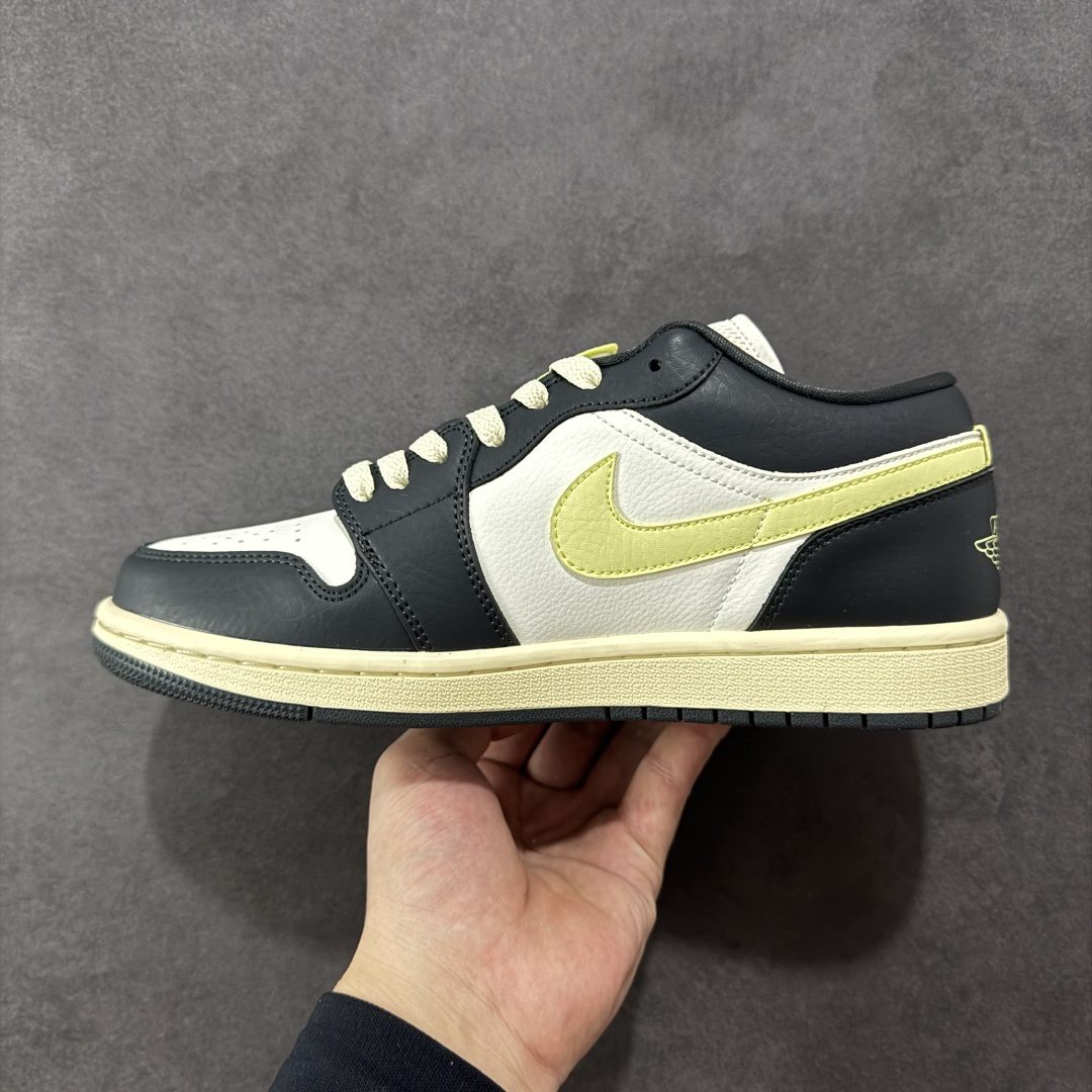 图片[2]-【K版】Air Jordan AJ1 Low 低帮 黑白黄 HQ3009-003 全新流水线出品 市场第二梯队最强版 全部原鞋开发 原楦原纸板开发 全鞋电脑针车 原厂内置全掌气垫 原盒内在原标 唯一Zp原版鞋带绑法 免检产品 全新2022版型 全头层皮料 完美零毛边处理 原厂配置全掌气垫 价格定位良心 新配色陆续出货 尺码：36 36.5 37.5 38 38.5 39 40 40.5 41 42 42.5 43 44 44.5 45 46-选品中心