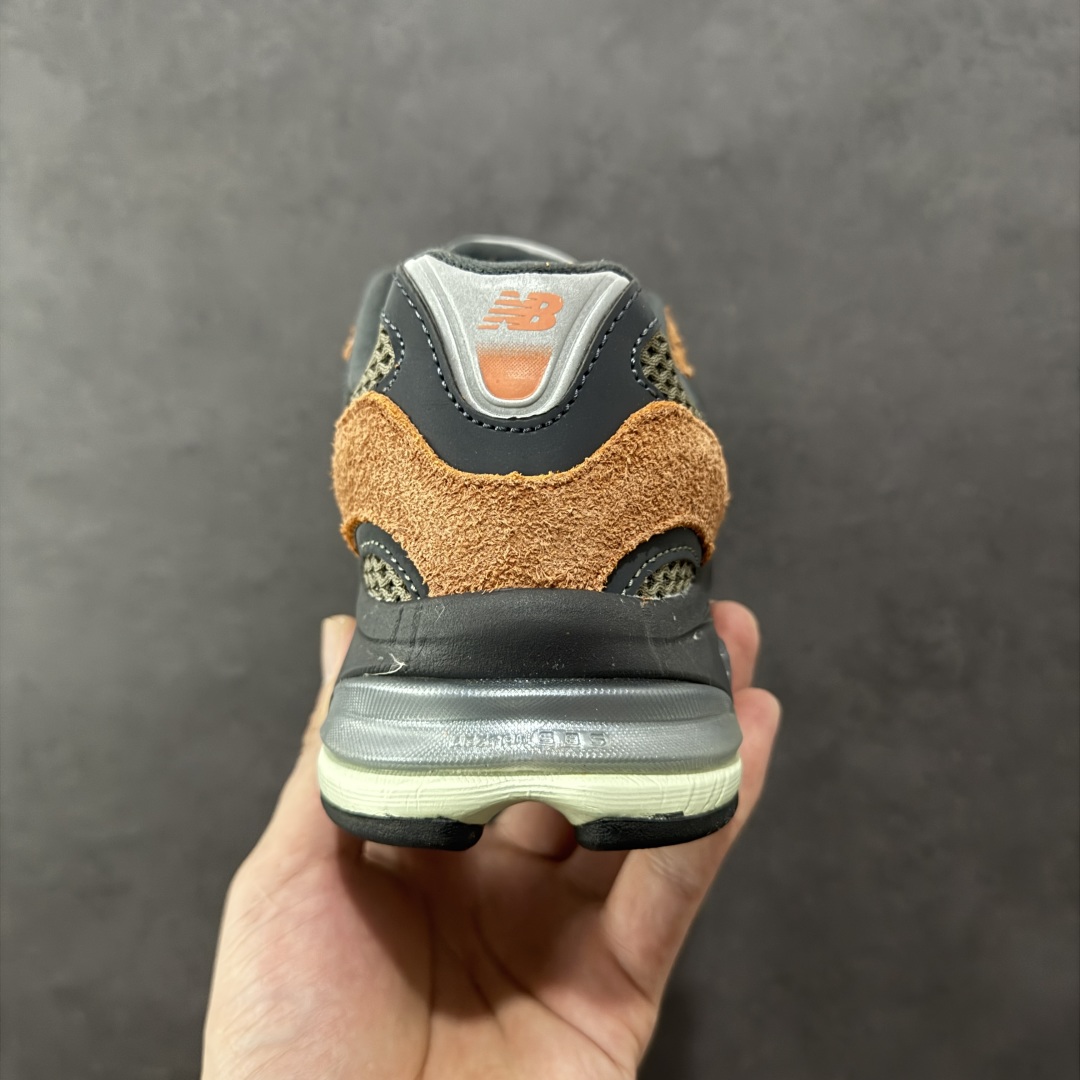 图片[4]-【公司级】New Balance 2010系列 新百伦 复古老爹风网布跑步休闲运动鞋 新百伦经典配色 沿袭了面世之初的经典科技 以ENCAP中底配以升级版 N-ERGY缓震物料 鞋面则采用特色的柔软麂皮搭以NewBalance经典的尼龙网布 低调中还原跑鞋本真 更年轻化的设计理念与材质 让新世代青年得以用全新视角体验经典鞋款的传奇魅力 货号：U2010NB2 尺码：36 37 37.5 38 38.5 39.5 40 40.5 41.5 42 42.5 43 44 45 编码：FSB240250-选品中心