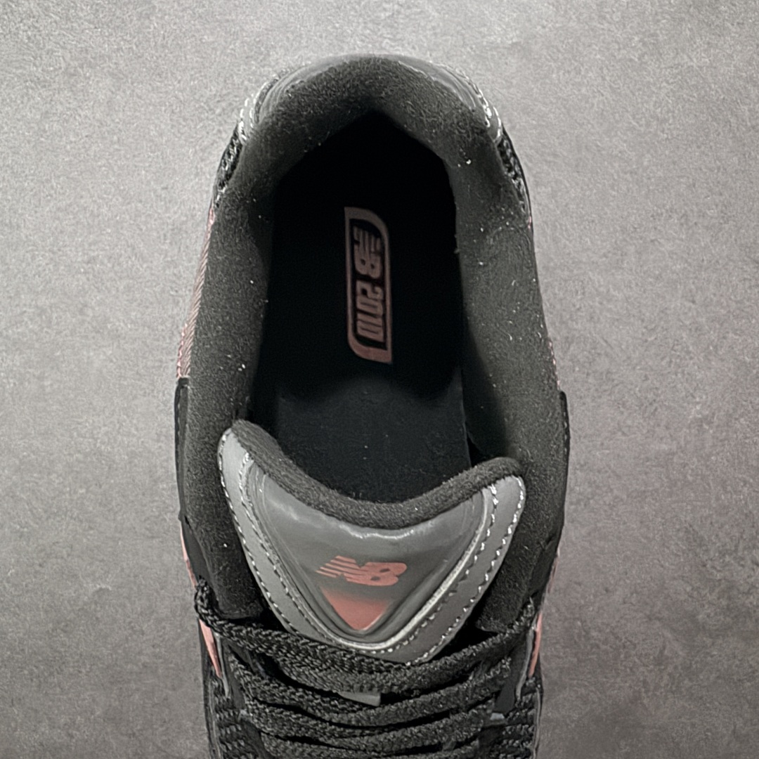 图片[7]-【公司级】New Balance 2010系列 新百伦 复古老爹风网布跑步休闲运动鞋 新百伦经典配色 沿袭了面世之初的经典科技 以ENCAP中底配以升级版 N-ERGY缓震物料 鞋面则采用特色的柔软麂皮搭以NewBalance经典的尼龙网布 低调中还原跑鞋本真 更年轻化的设计理念与材质 让新世代青年得以用全新视角体验经典鞋款的传奇魅力 货号：U2010NB5 尺码：36 37 37.5 38 38.5 39.5 40 40.5 41.5 42 42.5 43 44 45 编码：FSB240250-选品中心