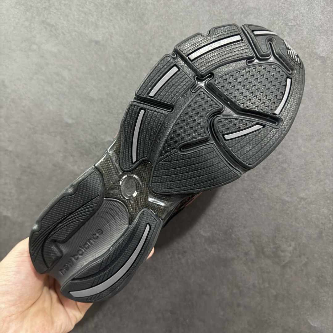 图片[9]-【公司级】New Balance 2010系列 新百伦 复古老爹风网布跑步休闲运动鞋 新百伦经典配色 沿袭了面世之初的经典科技 以ENCAP中底配以升级版 N-ERGY缓震物料 鞋面则采用特色的柔软麂皮搭以NewBalance经典的尼龙网布 低调中还原跑鞋本真 更年轻化的设计理念与材质 让新世代青年得以用全新视角体验经典鞋款的传奇魅力 货号：U2010NB5 尺码：36 37 37.5 38 38.5 39.5 40 40.5 41.5 42 42.5 43 44 45 编码：FSB240250-选品中心