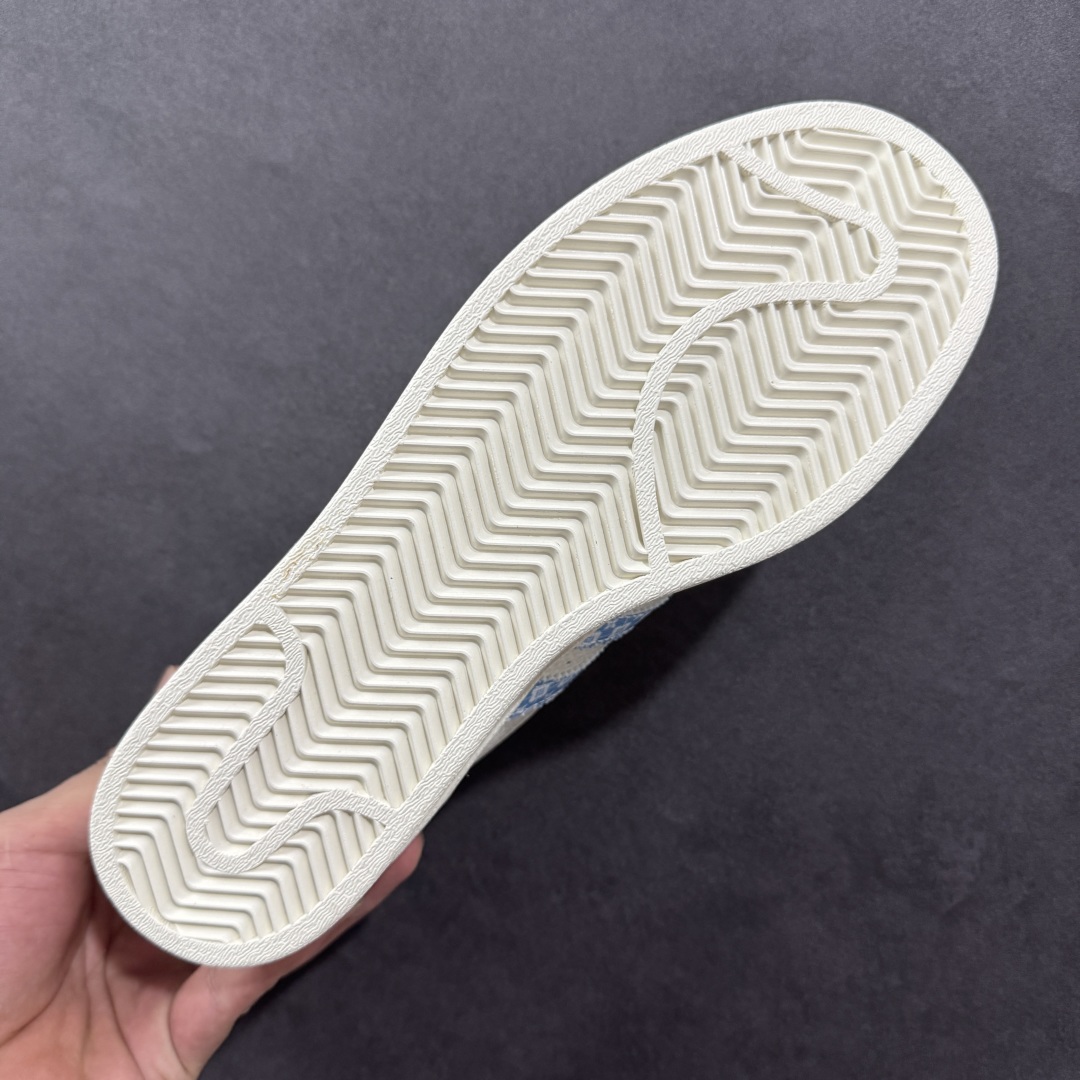 图片[9]-【定制版】Louis Vuitton x Ad Superstar 定制配色 Lv联名 三叶草低帮休闲百搭贝壳头板鞋 AD8014 公司级版本 大厂流水作业生产 超高清洁度 皮料切割干净无任何毛边 细节完美   尺码：36 36.5 37 38 38.5 39 40 40.5 41 42 42.5 43 44 44.5 45-选品中心