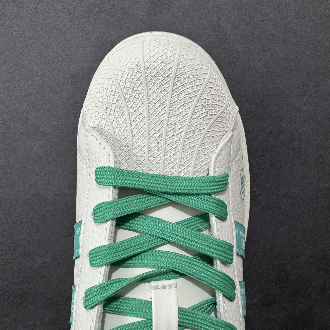 图片[8]-【定制版】Balenciaga x Ad Superstar 定制配色 巴黎世家联名 三叶草低帮休闲百搭贝壳头板鞋 AD8016 公司级版本 大厂流水作业生产 超高清洁度 皮料切割干净无任何毛边 细节完美   尺码：36 36.5 37 38 38.5 39 40 40.5 41 42 42.5 43 44 44.5 45-选品中心