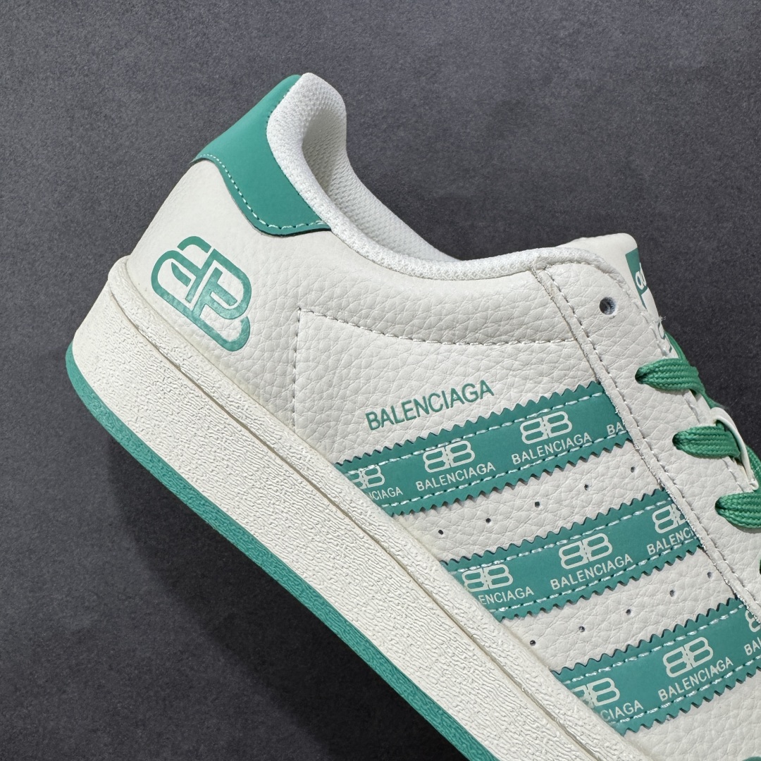 图片[6]-【定制版】Balenciaga x Ad Superstar 定制配色 巴黎世家联名 三叶草低帮休闲百搭贝壳头板鞋 AD8016 公司级版本 大厂流水作业生产 超高清洁度 皮料切割干净无任何毛边 细节完美   尺码：36 36.5 37 38 38.5 39 40 40.5 41 42 42.5 43 44 44.5 45-选品中心