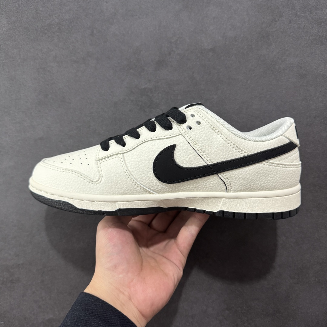 图片[2]-【定制版】海外爆款限量发售！高端定制Nike SB Dunk Low “藤原联名—三钩白黑”高端定制 低帮休闲板鞋 定制鞋盒 大厂纯原品质出货 超高清洁度 皮料切割干净无任何毛边 细节完美 货号：XD1588-225 尺码：36 36.5 37.5 38 38.5 39 40 40.5 41 42 42.5 43 44 44.5 45-选品中心