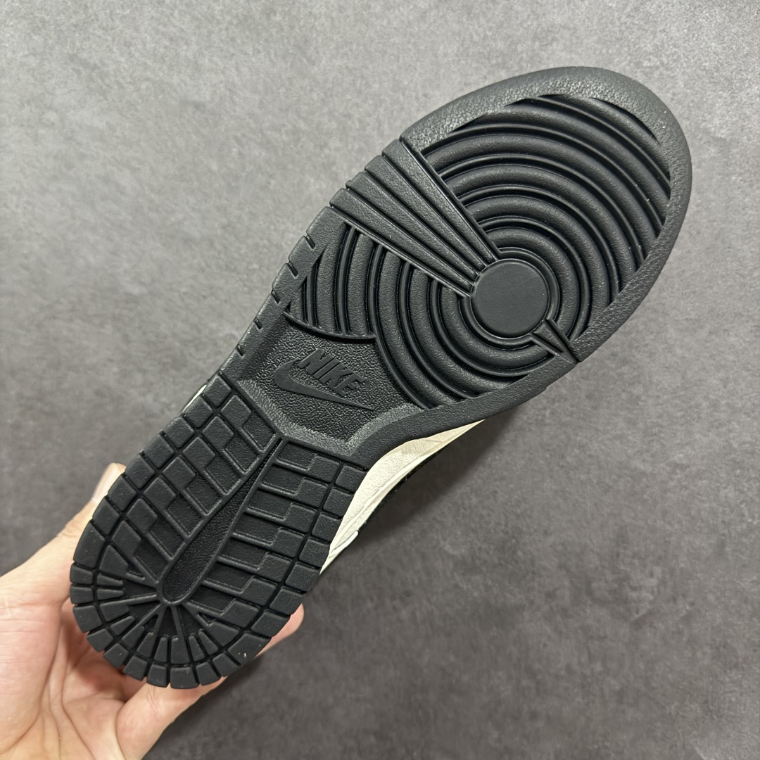 图片[9]-【定制版】海外爆款限量发售！高端定制Nike SB Dunk Low “藤原联名—三钩白黑”高端定制 低帮休闲板鞋 定制鞋盒 大厂纯原品质出货 超高清洁度 皮料切割干净无任何毛边 细节完美 货号：XD1588-225 尺码：36 36.5 37.5 38 38.5 39 40 40.5 41 42 42.5 43 44 44.5 45-选品中心