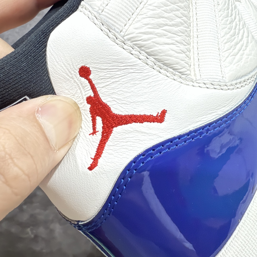  
【纯原】Air Jordan 11  AJ11 白蓝红 货号：IH0296-400

台湾原厂牛津布