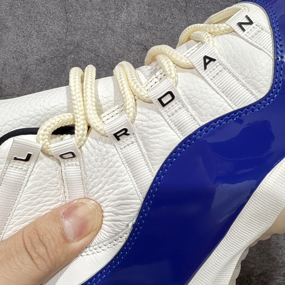  
【纯原】Air Jordan 11  AJ11 白蓝红 货号：IH0296-400

台湾原厂牛津布