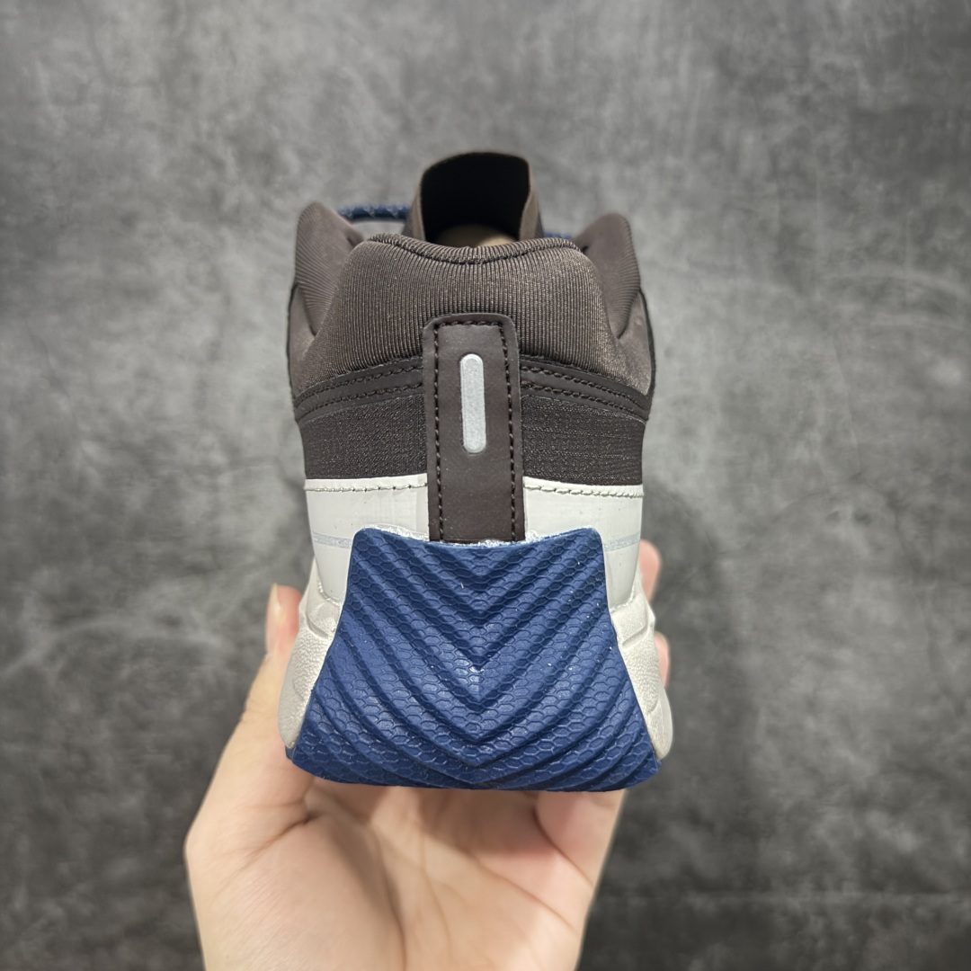 图片[4]-【绿x版】DESCENTE Terrain D 迪桑特舒适柔软防滑耐磨低帮生活休闲鞋 市面最优品质 区别市场版本 DESCENTE（迪桑特）创立于1935年，品牌名取自法语词汇，意为“滑降”。品牌箭头标识代表滑雪的三种技术“高速直线滑行”、“穿越”和“侧滑”，也寓意品牌在打造高端专业运动产品中不断追求完美的创新精神，致力于成为中国高端专业滑雪、综训、女子、铁人三项、高尔夫的第一品牌。 尺码：36 36.5 37 38 38.5 39 40 40.5 41 42 42.5 43 44 44.5 45-选品中心