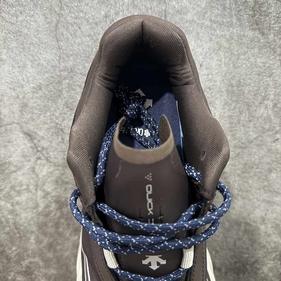 图片[8]-【绿x版】DESCENTE Terrain D 迪桑特舒适柔软防滑耐磨低帮生活休闲鞋 市面最优品质 区别市场版本 DESCENTE（迪桑特）创立于1935年，品牌名取自法语词汇，意为“滑降”。品牌箭头标识代表滑雪的三种技术“高速直线滑行”、“穿越”和“侧滑”，也寓意品牌在打造高端专业运动产品中不断追求完美的创新精神，致力于成为中国高端专业滑雪、综训、女子、铁人三项、高尔夫的第一品牌。 尺码：36 36.5 37 38 38.5 39 40 40.5 41 42 42.5 43 44 44.5 45-选品中心