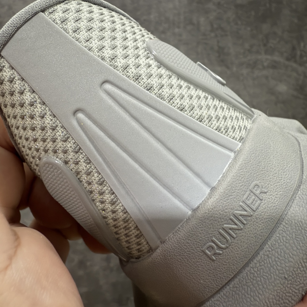 图片[2]-【LW版本】Alo Runner 明星同款 四季常青款增高低帮休闲生活鞋 灰色  1：1复刻 细节一步到位 采用增高4CM防滑耐磨鞋底 随意搭配的都好看的鞋子  尺码：36 37 38 39 40 41 42 43 44 45-选品中心