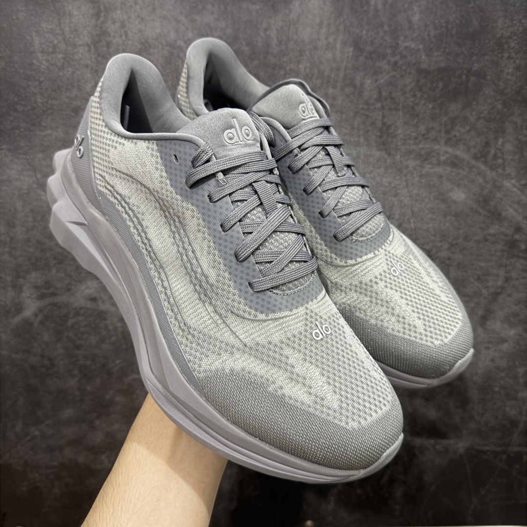 【LW版本】Alo Runner 明星同款 四季常青款增高低帮休闲生活鞋 灰色  1:1复刻 细节一步到位 采用增高4CM防滑耐磨鞋底 随意搭配的都好看的鞋子  尺码:36 37 38 39 40 41 42 43 44 45-选品中心