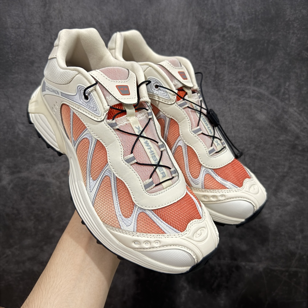 【666版本】SALOMON 萨洛蒙 XT-WHISPER 舒适百搭耐磨轻便低帮 休闲越野训练城市通勤跑步鞋 男女同款 粉橘色 纯原外贸平台特供订单 耗时半年巨作 #全套原纸板楦头开发 #原厂特供网布配套加持 #确保原汁原味 完美呈现版型 #原档数据独家私模五层组合大底 #男女鞋同步官方开发至46 #原装Ortholite轻量化鞋垫 #中底布带钢印编号 原厂TPU锁扣 #进口港宝加持 后跟自然饱满 还原公司包裹性 #鞋面采用SENSIFT贴合技术 #全方位贴合包裹脚型 #鞋跟部鞋底牵引设计 #提供强大的抓地性能 #更适应野外崎岖不平的道路 #基于 SALOMON 初代 XT 鞋身造型并搭载 4D ADVANCED CHASSIS™ 大底打造而成 为这款 XT-WHISPER 带来了多项足部控制与保护等功能性 如在运动过程中控制左右晃动的过程而提高稳定性、改善长途越野过程中足中到足尖的过渡、提高感知岩石的精确度以抵抗尖锐物体对脚底的伤害以及采用动态缓冲来增强穿着舒适感 从而减轻疲劳感 使 XT-WHISPER 成为一双舒适且安全的户外之履 货号:477617 尺码:36 36.5 37.5 38 38.5 39 40 40.5 41 42 42.5 43 44 45 46-选品中心