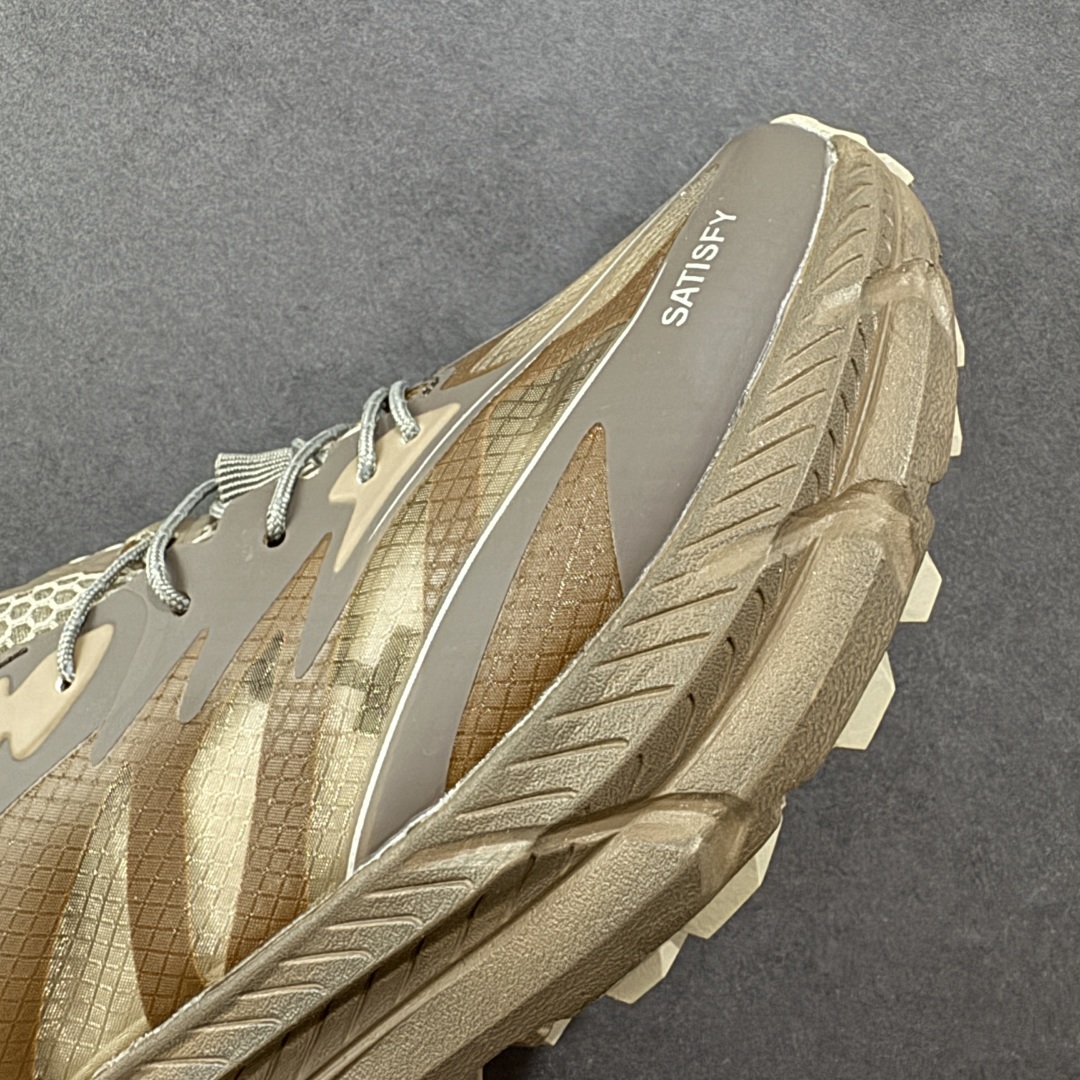 图片[5]-【公司级】Satisfy xHOKA ONE ONE Mafate Speed 4 玛法特4系列低帮厚底轻量户外越野运动慢跑鞋 采用半透明轻量化纱网热熔面料材质 搭载轻量化材料超轻量泡棉中底 外置V版橡胶防滑黄金大底 此球鞋继承了HOKA的经典越野鞋型MAFATE SPEED4的设计 更在此基础上进行了创新和提升 使得它既适合户外越野跑，又充满了时尚潮流的元素。它的半透明鞋面设计 不仅让鞋身看起来更加轻便 而且提供了良好的透气性 而保护性的防撕裂尼龙面料，则确保了在复杂地形中的耐用性。 双层ProFly™中底的 用，是这款鞋的另一个亮点。 VIBRAM MEGAGRIP®及 LITEBASE®大底的搭载，更是让这款鞋在保持高抓地力的 减轻了鞋底的重量 货号： 1157050/RBBR 尺码： 36 36.5 37.5 38 38.5 39 40 40.5 41.5 42 42.5 43 44 44.5 45-选品中心