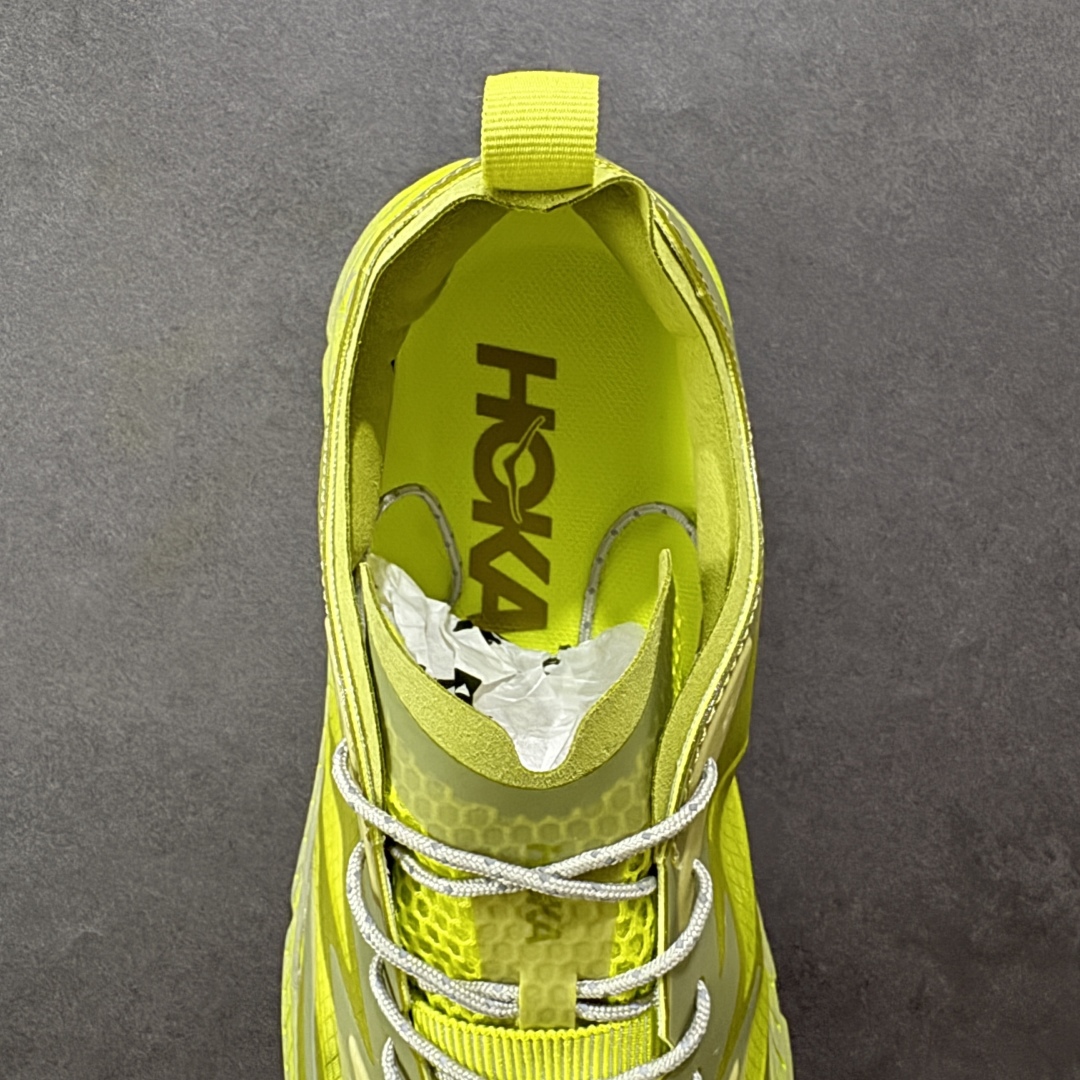 图片[7]-【公司级】Satisfy xHOKA ONE ONE Mafate Speed 4 玛法特4系列低帮厚底轻量户外越野运动慢跑鞋 采用半透明轻量化纱网热熔面料材质 搭载轻量化材料超轻量泡棉中底 外置V版橡胶防滑黄金大底 此球鞋继承了HOKA的经典越野鞋型MAFATE SPEED4的设计 更在此基础上进行了创新和提升 使得它既适合户外越野跑，又充满了时尚潮流的元素。它的半透明鞋面设计 不仅让鞋身看起来更加轻便 而且提供了良好的透气性 而保护性的防撕裂尼龙面料，则确保了在复杂地形中的耐用性。 双层ProFly™中底的 用，是这款鞋的另一个亮点。 VIBRAM MEGAGRIP®及 LITEBASE®大底的搭载，更是让这款鞋在保持高抓地力的 减轻了鞋底的重量 货号： 1157050/SLFR 尺码： 36 36.5 37.5 38 38.5 39 40 40.5 41.5 42 42.5 43 44 44.5 45-选品中心