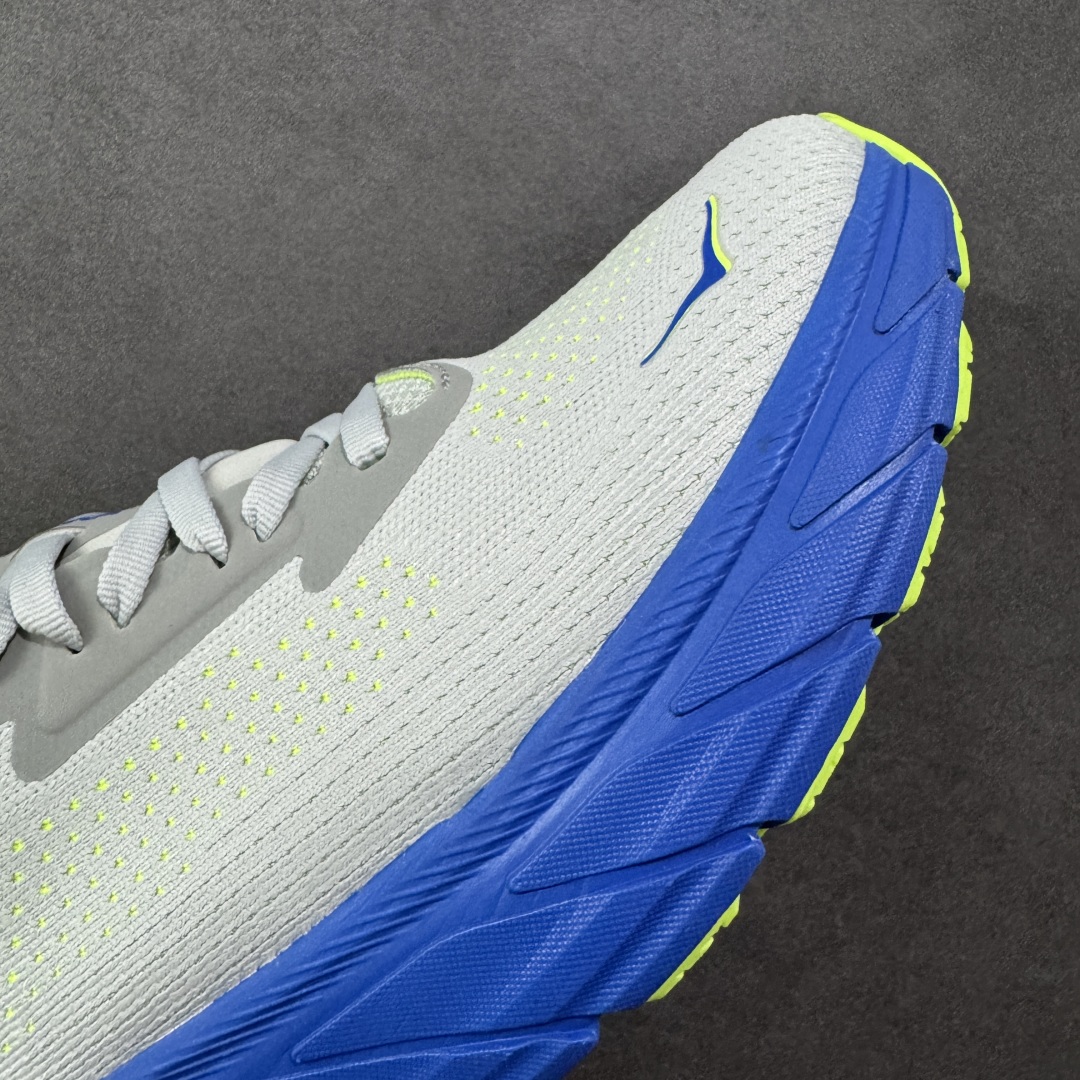 图片[5]-【公司级】HOKA ONE ONE M ARAHI 7 低帮专业越野跑步鞋 相较于前几代Mafate包裹感更好 跟Speedgoat(快速羚羊)系列比起来更加舒适 鞋底防滑性能在下坡的石板台阶和原始路面都有很好的表现 HOKA血统属性厚底设计 在快速下坡时起到缓震保护作用 减少重力给予脚踝、膝部、髋关节等处带来的冲击力 货号： 1147850/STLC 尺码： 40 40.5 41.5 42 42.5 43 44 44.5 45 编码：NMB250260-选品中心