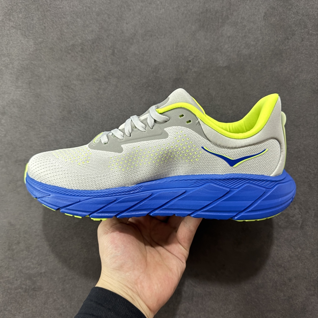 图片[2]-【公司级】HOKA ONE ONE M ARAHI 7 低帮专业越野跑步鞋 相较于前几代Mafate包裹感更好 跟Speedgoat(快速羚羊)系列比起来更加舒适 鞋底防滑性能在下坡的石板台阶和原始路面都有很好的表现 HOKA血统属性厚底设计 在快速下坡时起到缓震保护作用 减少重力给予脚踝、膝部、髋关节等处带来的冲击力 货号： 1147850/STLC 尺码： 40 40.5 41.5 42 42.5 43 44 44.5 45 编码：NMB250260-选品中心