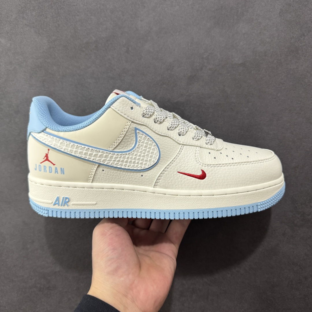 【定制版】NIke Air Force 1 \'07 Low “飞人”空军一号 低帮 运动鞋 休闲鞋 折边针车 工艺难度大 原楦头原纸板 原装鞋盒 定制五金配件 内置全掌气垫 原厂鞋底 货号:CS5288-029 尺码:36 36.5 37.5 38 38.5 39 40 40.5 41 42 42.5 43 44 44.5 45 编码:HXSB310320-选品中心