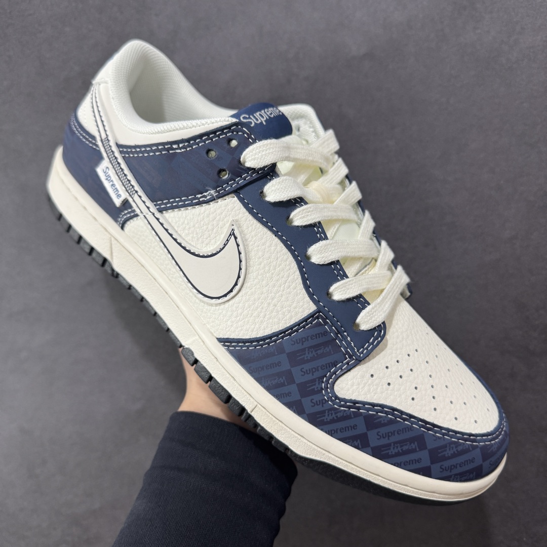 图片[3]-【定制版】Nike SB Dunk Low Supreme联名 暗刻蓝 周年高端定制 低帮休闲板鞋  #定制鞋盒 大厂纯原品质出货 超高清洁度 皮料切割干净无任何毛边 细节完美  货号：FC1688-228 尺码：36 36.5 37.5 38 38.5 39 40 40.5 41 42 42.5 43 44 44.5 45 编码：HXSB330340-选品中心