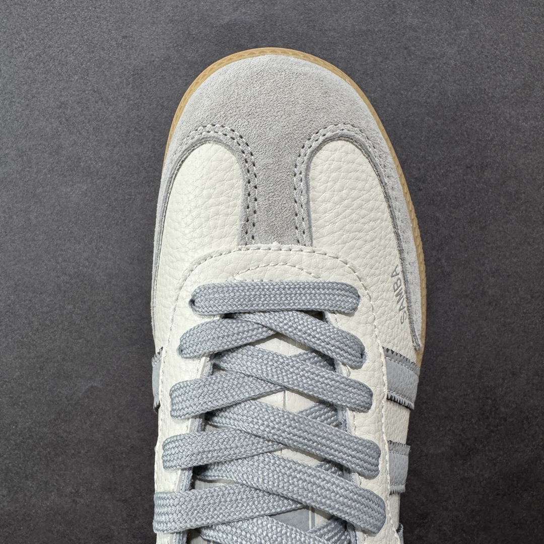 图片[8]-【定制版】adidas originals Samba OG x Stussy 灰白 桑巴舞系列复古经典轻便板鞋 此款以简约大方的造型设计 给人以随性休闲的时尚格调 穿着舒适轻便，运动灵活自如 满足日常个性穿搭 货号：XR0013 尺码：36 36.5 37 38 38.5 39 40 40.5 41 42 42.5 43 44 44.5 45-选品中心