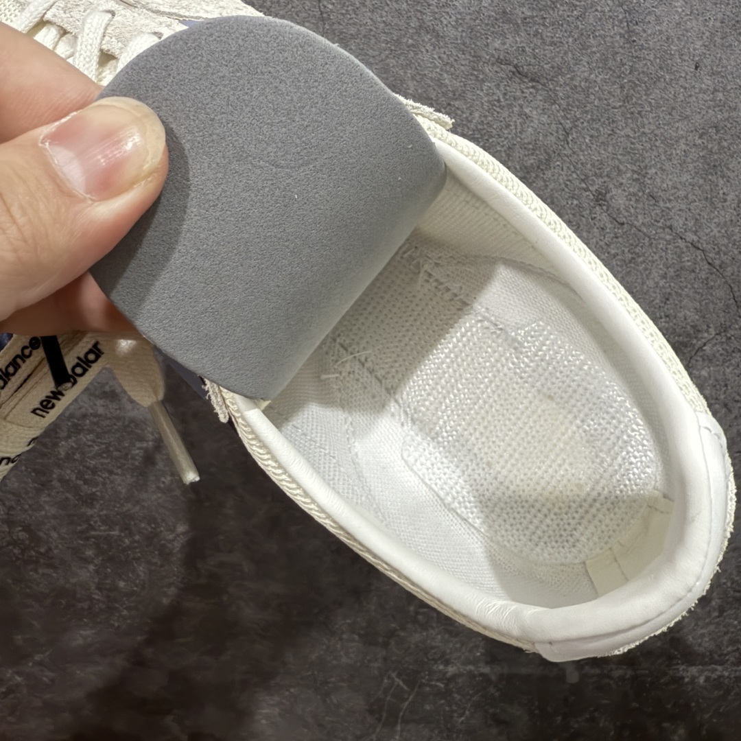 图片[7]-【总裁版】New Balance U471AA NB新百伦织物牛剖层革春夏薄底鞋防滑耐磨平衡轻便低帮生活休闲鞋 原档数据独立私模大底 唯一正确三层组合大底 特高弹切片加持 百分百还原原鞋脚感 NB市场最强产物 防伪原标全套原楦原纸板原厂数据开发 全鞋电脑针车加持 原厂网布 原装进口头层翻毛皮料正确绒感卡色 正确中底拉帮中底网布细节 匠心打造 耗时两个月开发完成 工艺极其复杂难度可想而知 高端零售专供产物 尺码：36 37 37.5 38 38.5 39.5 40 40.5 41.5 42 42.5 43 44 44.5 45 45.5 46.5 47-选品中心