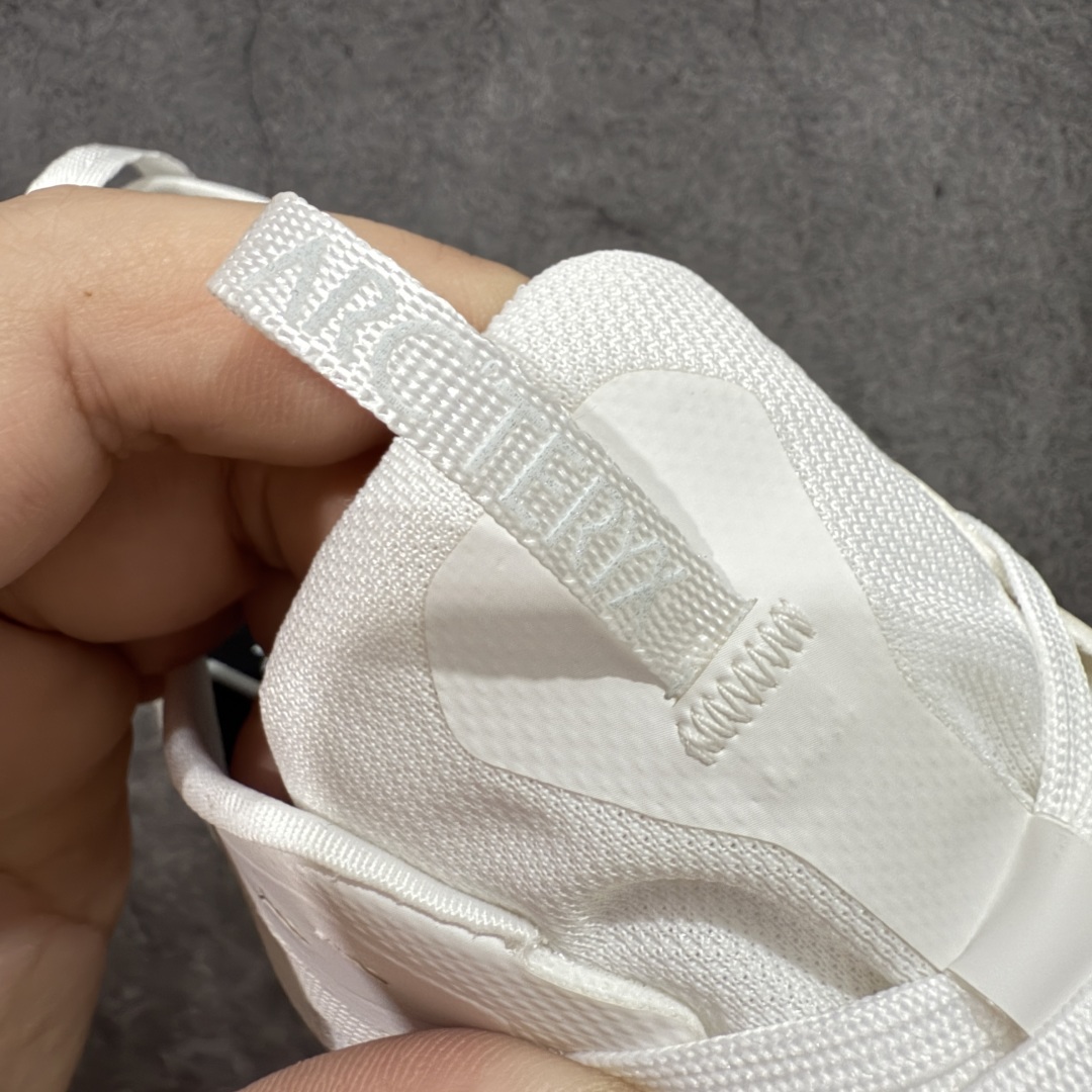 图片[6]-【莞产套盒版】ARC‘TERYX始祖鸟 KONSEAL LT 轻量 男女 登山鞋 夏季透气款 徒步 攀岩 徒步户外休闲鞋 莞产原单 代购指定版本 原数据开发 不掉标 正确高频字体 鸟爪细节完美 区别市场公版货 错误字体货 中底带钢印 礼盒装 男女码齐 带半码 上脚舒适轻便无负重感 四季百搭 始祖鸟 KONSEAL LT轻量户外鞋，这双鞋，不仅仅可以穿着逛街上班，更可以穿着徒步旅游甚至攀岩！说实话，没多少人真的会去攀岩，经我们试穿，这双鞋，日常穿也是非常舒服轻便！搭配日常的衣服完全不违和！结构中底TPU底盘，保护双脚。配置3D模具保护双脚+一体化系带系统，鞋面防撕裂网布、TPU保护膜和牛巴革合成面料，喜欢放心入！这种类型的鞋子咱们家超难得遇到一次，喜欢一定不要错过 尺码：36 36.5 37 38 38.5 39 40 40.5 41 42 42.5 43 44 44.5 45-选品中心