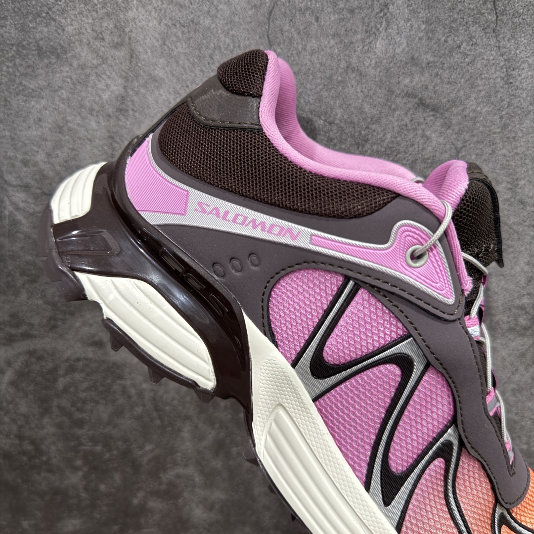 图片[7]-【666版本】SALOMON 萨洛蒙 XT-WHISPER 舒适百搭耐磨轻便低帮 休闲越野训练城市通勤跑步鞋 男女同款 粉棕色 纯原外贸平台特供订单 耗时半年巨作 #全套原纸板楦头开发 #原厂特供网布配套加持 #确保原汁原味 完美呈现版型 #原档数据独家私模五层组合大底 #男女鞋同步官方开发至46 #原装Ortholite轻量化鞋垫 #中底布带钢印编号 原厂TPU锁扣 #进口港宝加持 后跟自然饱满 还原公司包裹性 #鞋面采用SENSIFT贴合技术 #全方位贴合包裹脚型 #鞋跟部鞋底牵引设计 #提供强大的抓地性能 #更适应野外崎岖不平的道路 #基于 SALOMON 初代 XT 鞋身造型并搭载 4D ADVANCED CHASSIS™ 大底打造而成 为这款 XT-WHISPER 带来了多项足部控制与保护等功能性 如在运动过程中控制左右晃动的过程而提高稳定性、改善长途越野过程中足中到足尖的过渡、提高感知岩石的精确度以抵抗尖锐物体对脚底的伤害以及采用动态缓冲来增强穿着舒适感 从而减轻疲劳感 使 XT-WHISPER 成为一双舒适且安全的户外之履 货号：478787 尺码：36 36.5 37.5 38 38.5 39 40 40.5 41 42 42.5 43 44 45 46-选品中心