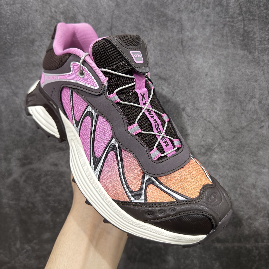 图片[3]-【666版本】SALOMON 萨洛蒙 XT-WHISPER 舒适百搭耐磨轻便低帮 休闲越野训练城市通勤跑步鞋 男女同款 粉棕色 纯原外贸平台特供订单 耗时半年巨作 #全套原纸板楦头开发 #原厂特供网布配套加持 #确保原汁原味 完美呈现版型 #原档数据独家私模五层组合大底 #男女鞋同步官方开发至46 #原装Ortholite轻量化鞋垫 #中底布带钢印编号 原厂TPU锁扣 #进口港宝加持 后跟自然饱满 还原公司包裹性 #鞋面采用SENSIFT贴合技术 #全方位贴合包裹脚型 #鞋跟部鞋底牵引设计 #提供强大的抓地性能 #更适应野外崎岖不平的道路 #基于 SALOMON 初代 XT 鞋身造型并搭载 4D ADVANCED CHASSIS™ 大底打造而成 为这款 XT-WHISPER 带来了多项足部控制与保护等功能性 如在运动过程中控制左右晃动的过程而提高稳定性、改善长途越野过程中足中到足尖的过渡、提高感知岩石的精确度以抵抗尖锐物体对脚底的伤害以及采用动态缓冲来增强穿着舒适感 从而减轻疲劳感 使 XT-WHISPER 成为一双舒适且安全的户外之履 货号：478787 尺码：36 36.5 37.5 38 38.5 39 40 40.5 41 42 42.5 43 44 45 46-选品中心