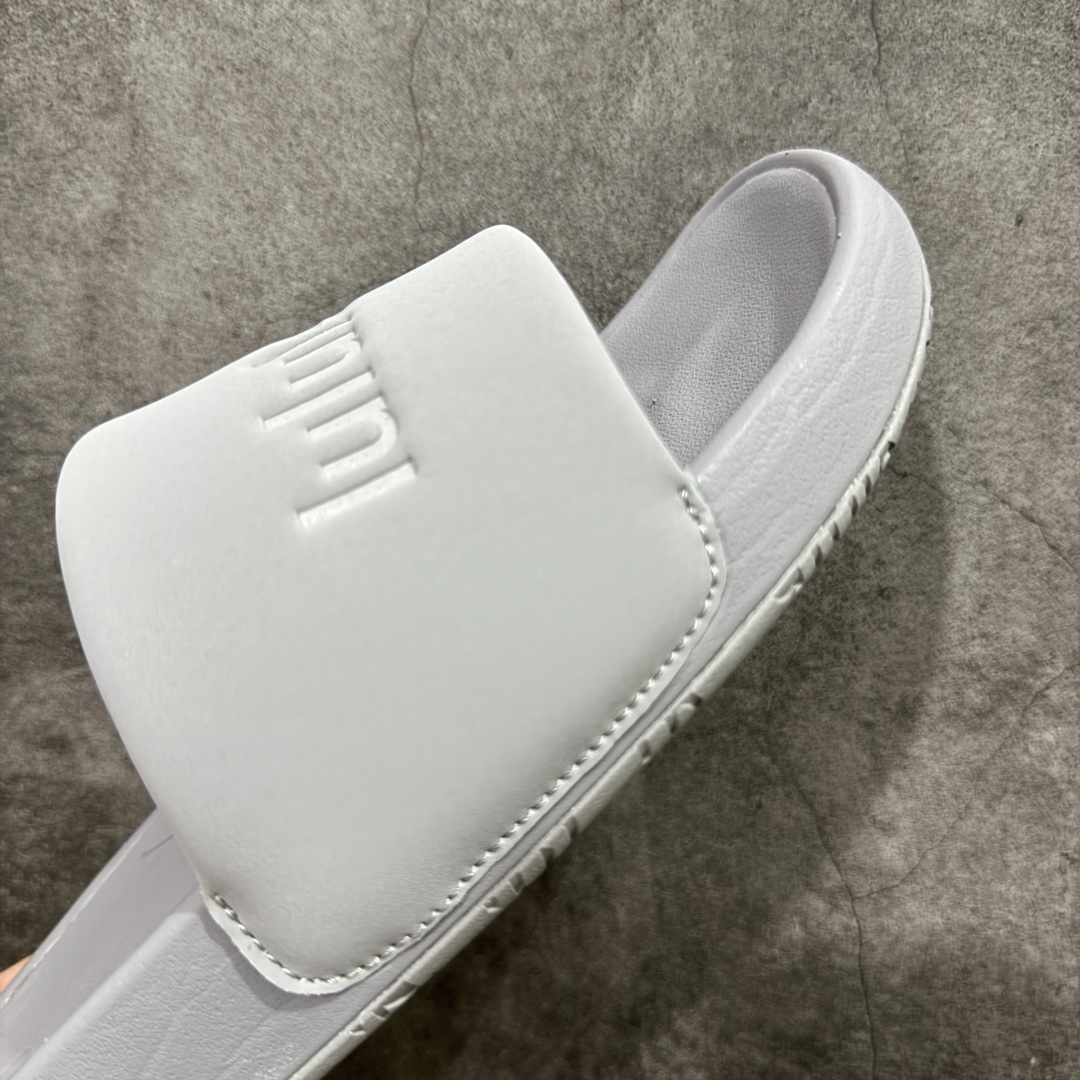 图片[6]-【pk版本】Lululemon Rsetfeel Slide 露露乐檬拖鞋 立体针织弹力鞋面轻量透气，中底采用Lululemon特别研发的加厚泡棉材料，利用专门的分层解构和泡棉技术实现了缓震和支撑性的平衡。采用TPU后跟支撑，减震设计，缓冲接地力，舒适回弹。 小红书爆款 一鞋难求👊🏻 尺码：36-45-选品中心