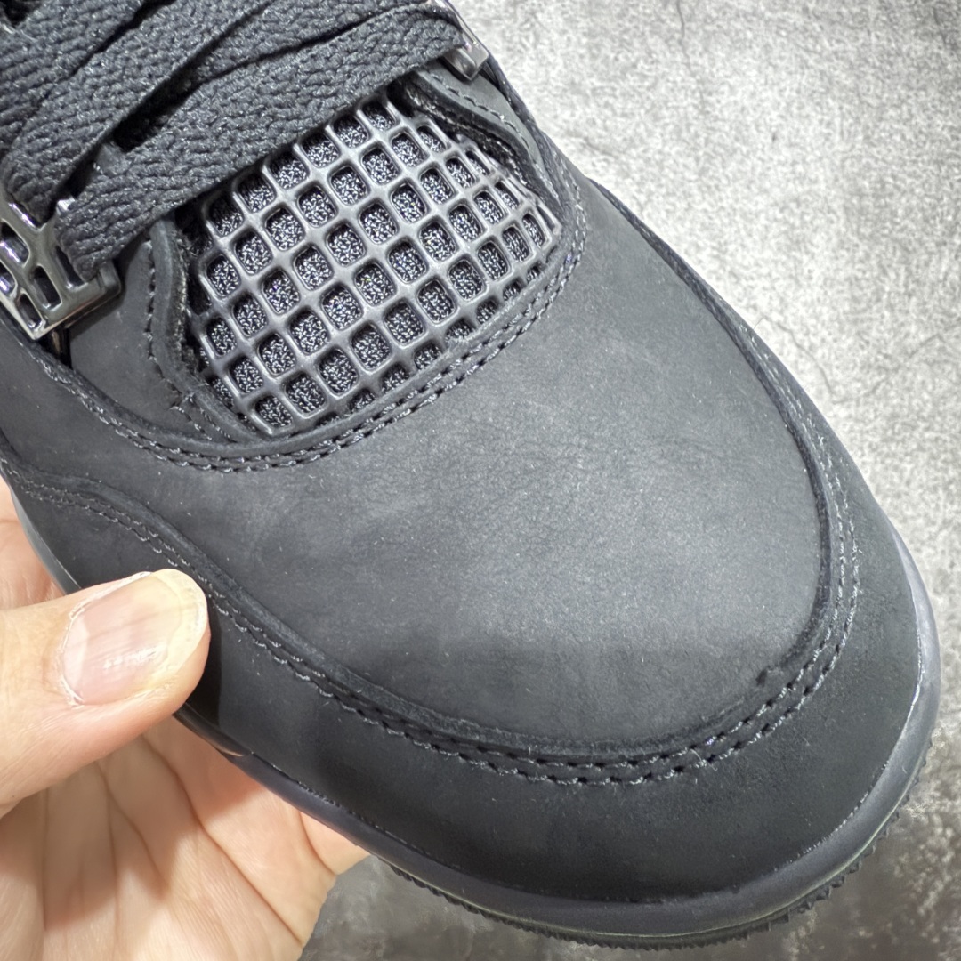 图片[5]-【GX版】Air Jordan 4 Retro AJ4 乔4黑猫2.0 FV5029-010 全新批次 重点区分市面 唯一正确细节 后跟饰片中心位置有合模线 超弹硅胶材质 内层不织布补强 补强为硅胶提供更强耐久性 避免断裂 圈内最强四代 耗时半年巨作 全套原纸板楦头开发 原厂特供皮料加持 确保原汁原味 完美呈现四代版型 一比一鞋头弧度高度鞋身弧度 数据细节工艺流程均保持原鞋一致 原厂TPU网格鞋带扣 正确内里网布 菱角分明不变形无多余毛边 柔软性质感一致于原鞋 市场唯一原厂鞋扣模具 背面可见隐藏注塑口 原厂织唛标 原厂飞人电绣工艺 尾指中部跳三针 独家绑鞋带手法 印刷中底布 四线拉帮 米色美纹纸贴合固定 进口港宝加持 后跟自然饱满 全鞋荧光划线卡点 追求极致完美 每一双都是工艺品 多重QC质检 超越公司货的品控标准 实实在在的免检产品 尺码：40 40.5 41 42 42.5 43 44 44.5 45 45.5 46 47.5 48.5-选品中心