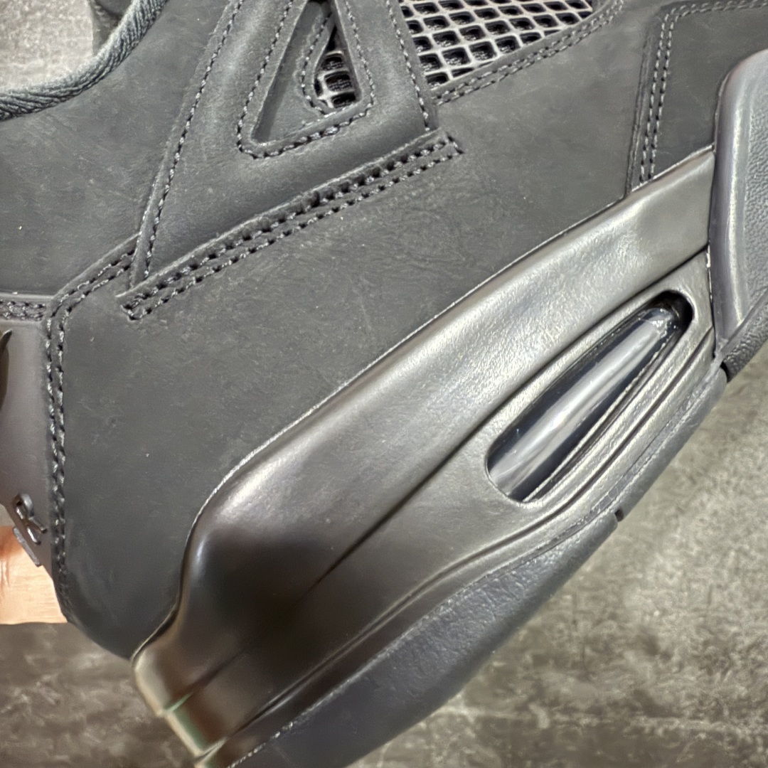 图片[3]-【GX版】Air Jordan 4 Retro AJ4 乔4黑猫2.0 FV5029-010 全新批次 重点区分市面 唯一正确细节 后跟饰片中心位置有合模线 超弹硅胶材质 内层不织布补强 补强为硅胶提供更强耐久性 避免断裂 圈内最强四代 耗时半年巨作 全套原纸板楦头开发 原厂特供皮料加持 确保原汁原味 完美呈现四代版型 一比一鞋头弧度高度鞋身弧度 数据细节工艺流程均保持原鞋一致 原厂TPU网格鞋带扣 正确内里网布 菱角分明不变形无多余毛边 柔软性质感一致于原鞋 市场唯一原厂鞋扣模具 背面可见隐藏注塑口 原厂织唛标 原厂飞人电绣工艺 尾指中部跳三针 独家绑鞋带手法 印刷中底布 四线拉帮 米色美纹纸贴合固定 进口港宝加持 后跟自然饱满 全鞋荧光划线卡点 追求极致完美 每一双都是工艺品 多重QC质检 超越公司货的品控标准 实实在在的免检产品 尺码：40 40.5 41 42 42.5 43 44 44.5 45 45.5 46 47.5 48.5-选品中心
