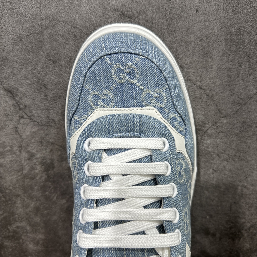 图片[5]-【专柜版/海淘代购版】Gucci 2025全新升级版 GG情侣款厚底饼干鞋 小白鞋运动平板鞋 原版原色，配航空礼盒包装 明星 网红 小红书等必定种草打call❤ 原版定制牛皮面料(经典老花布，穿孔，压纹工艺)，原版底有大Gucci Logo，后跟还有个GG Logo， 原版定制，超柔软牛皮内里，牛皮垫脚👍 5cm*厚底，经典gucci织带 尺码：35-45-选品中心