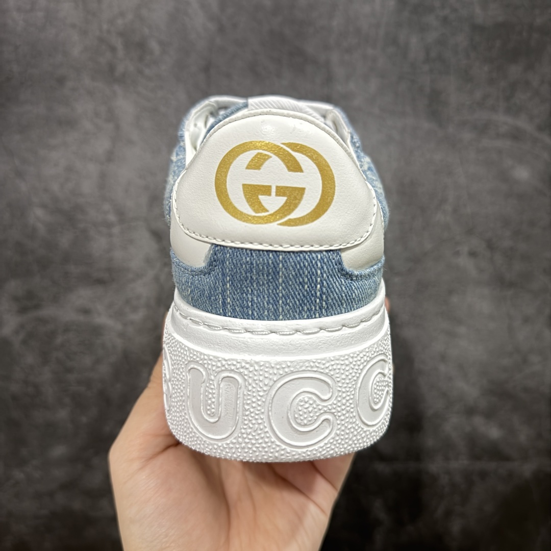 图片[4]-【专柜版/海淘代购版】Gucci 2025全新升级版 GG情侣款厚底饼干鞋 小白鞋运动平板鞋 原版原色，配航空礼盒包装 明星 网红 小红书等必定种草打call❤ 原版定制牛皮面料(经典老花布，穿孔，压纹工艺)，原版底有大Gucci Logo，后跟还有个GG Logo， 原版定制，超柔软牛皮内里，牛皮垫脚👍 5cm*厚底，经典gucci织带 尺码：35-45-选品中心